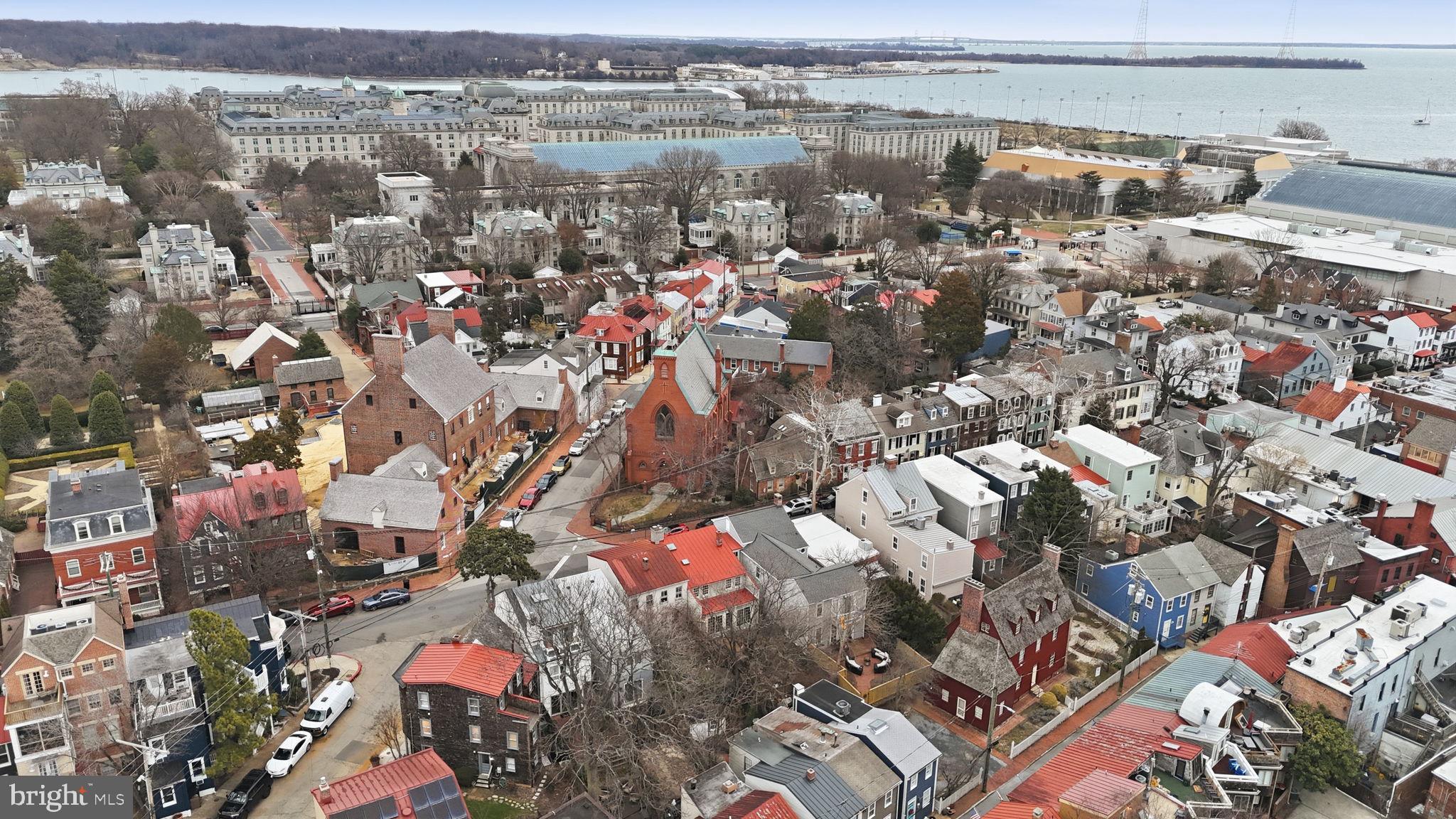 HISTORIC DISTRICT - Residential