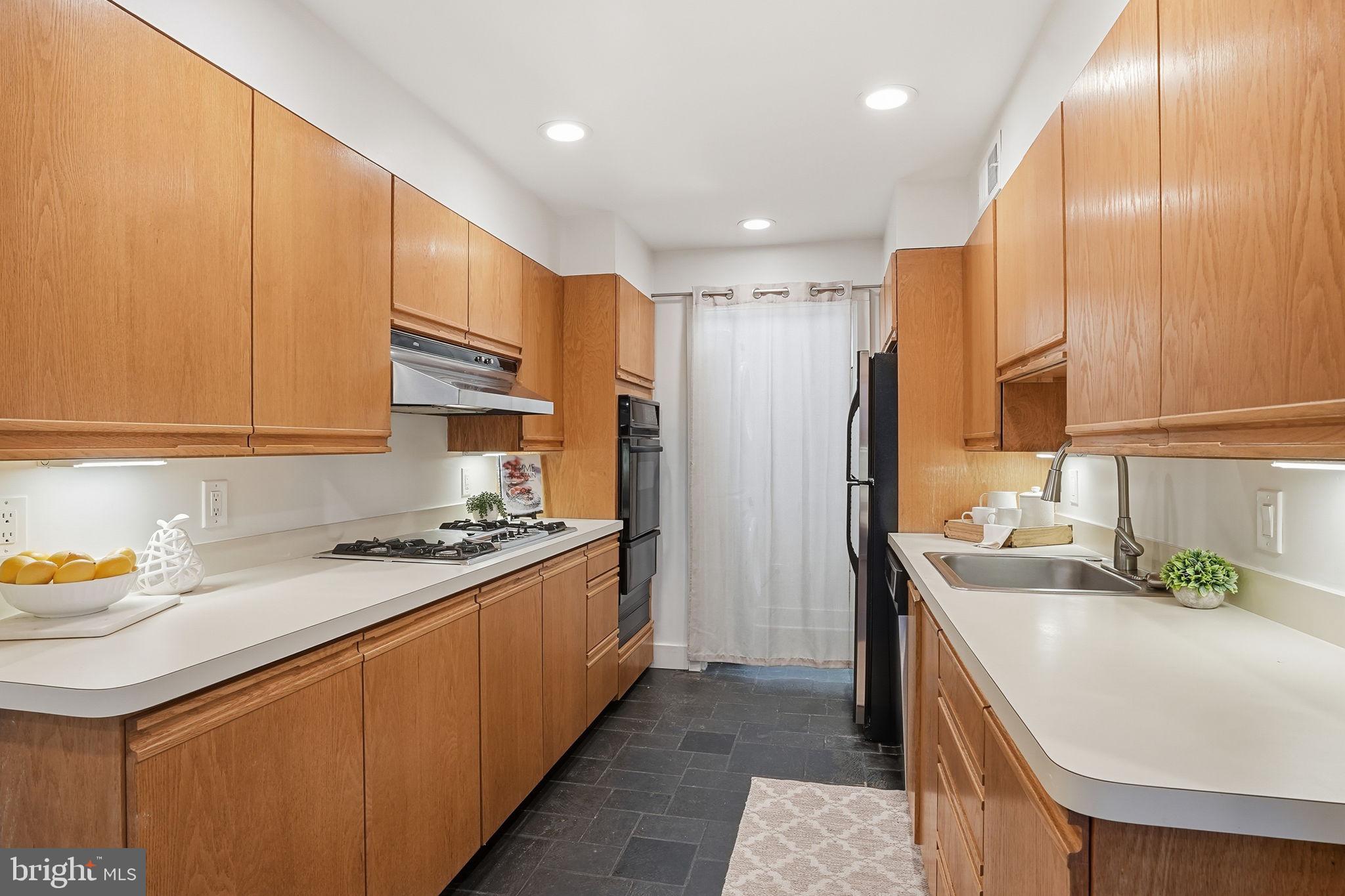 HISTORIC DISTRICT - Residential