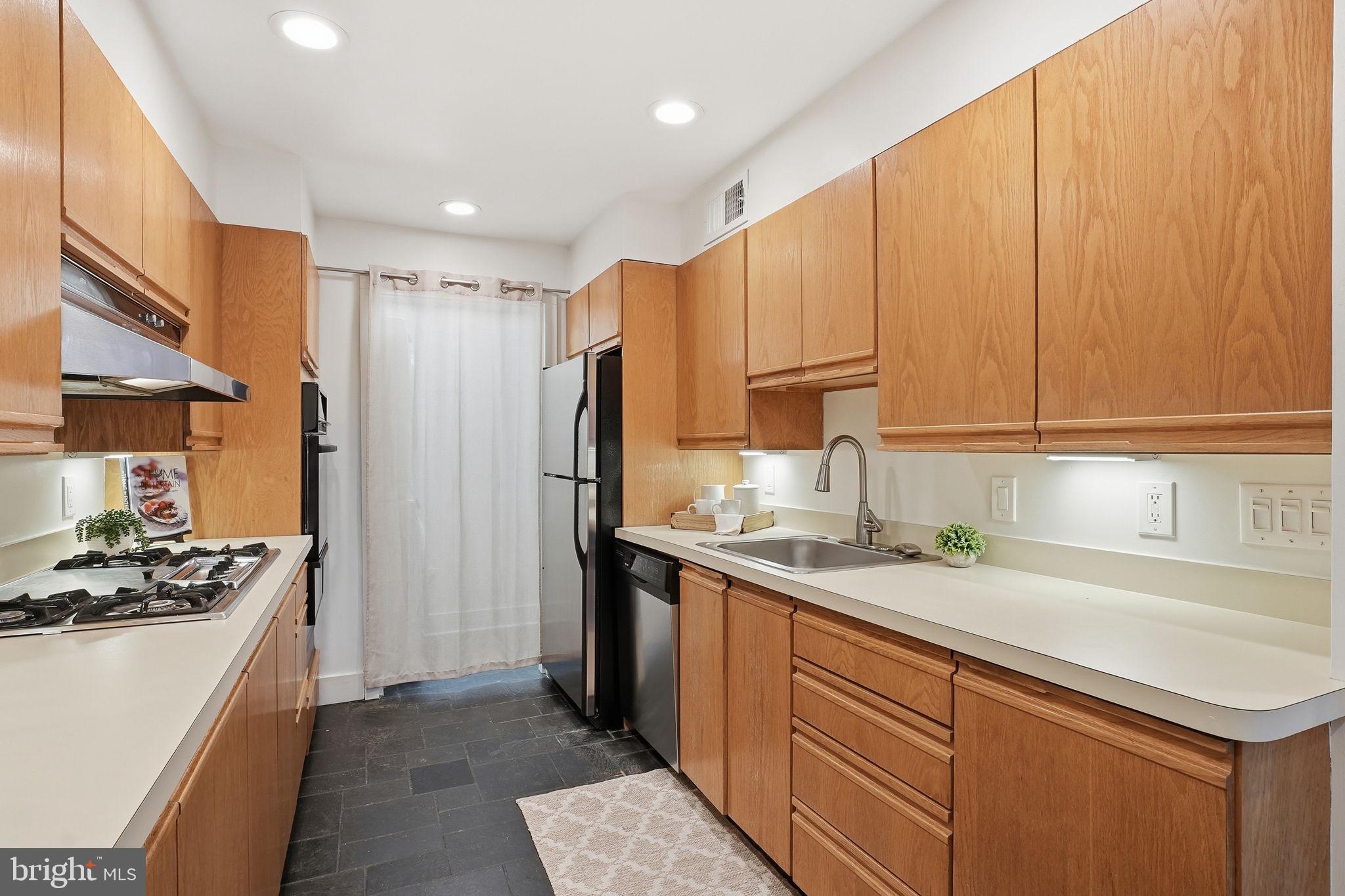 HISTORIC DISTRICT - Residential