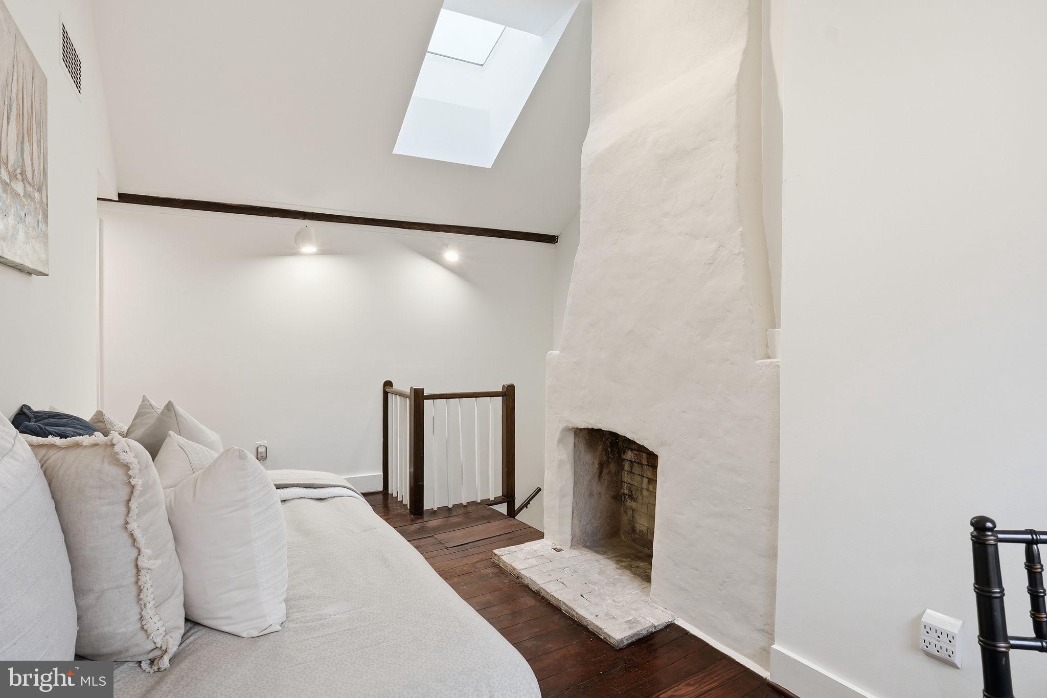 HISTORIC DISTRICT - Residential