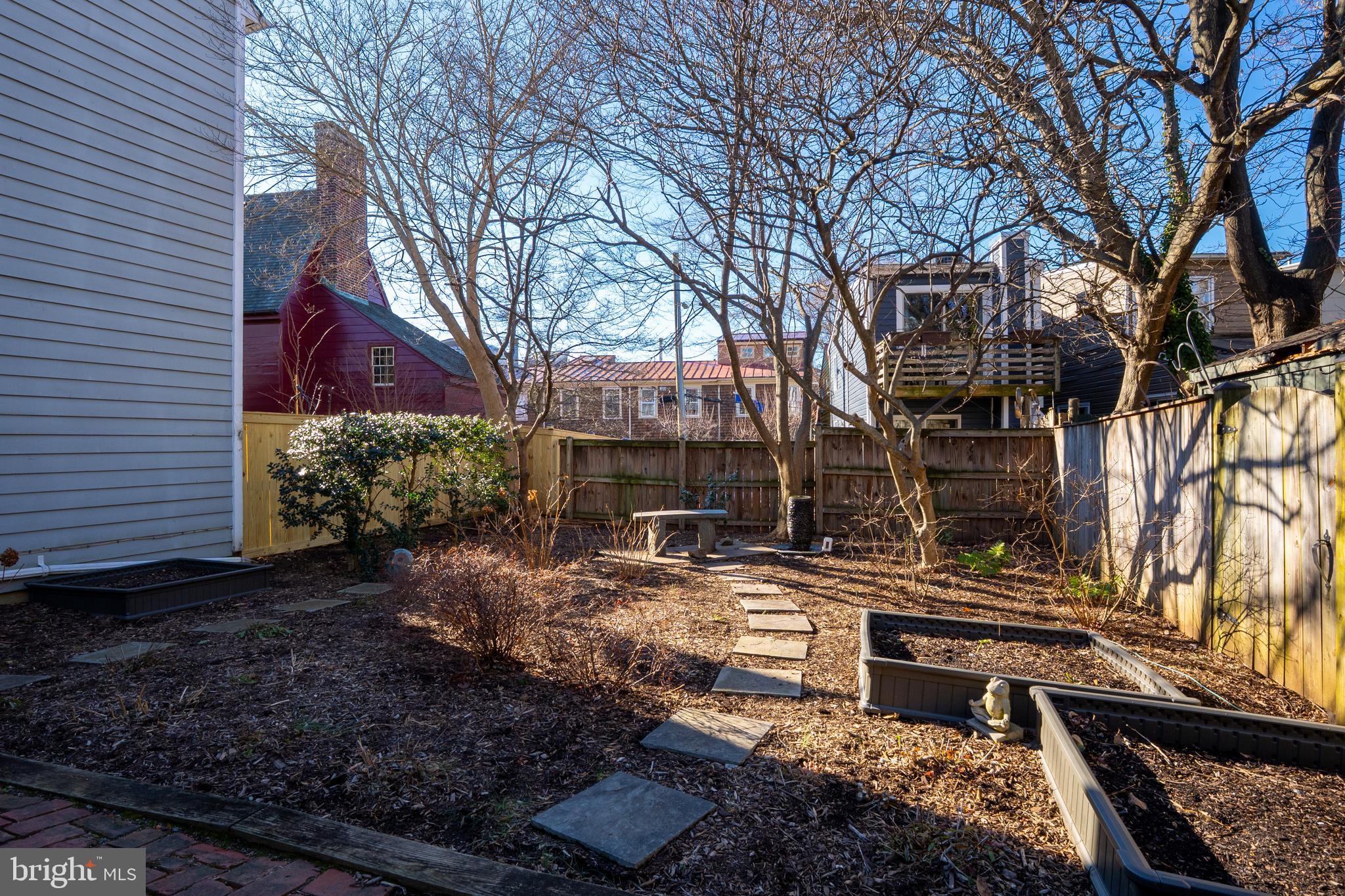 HISTORIC DISTRICT - Residential