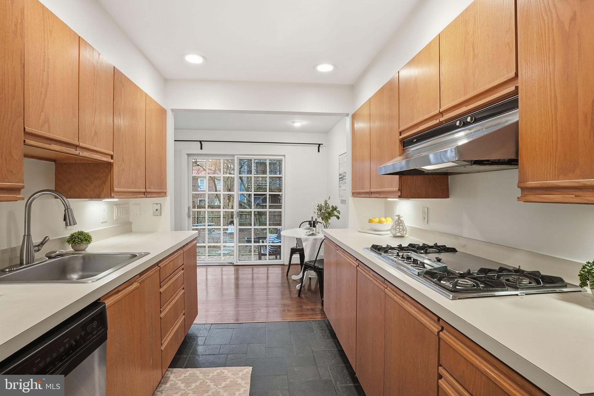 HISTORIC DISTRICT - Residential