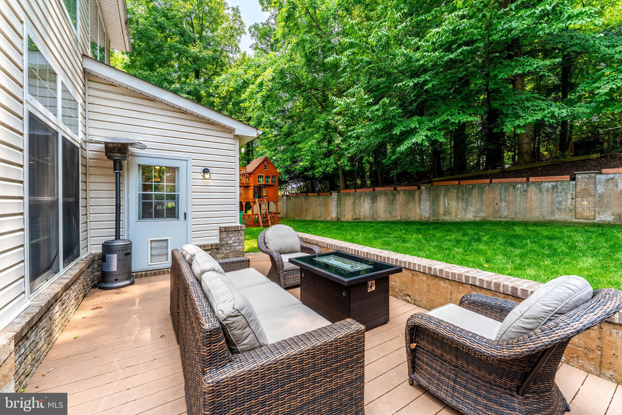 POPLAR HEIGHTS - Residential