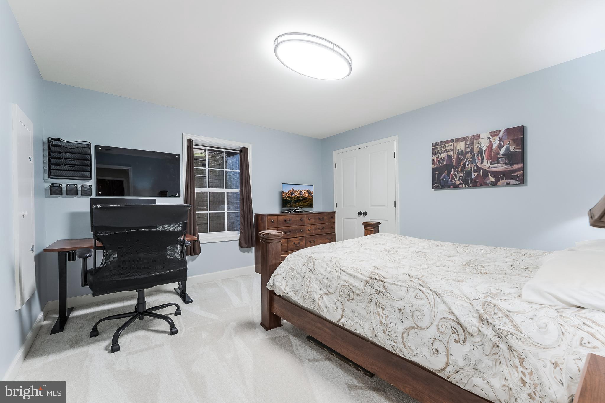 POPLAR HEIGHTS - Residential