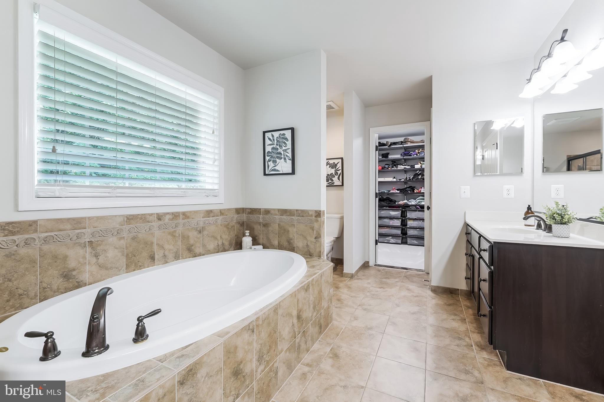 POPLAR HEIGHTS - Residential