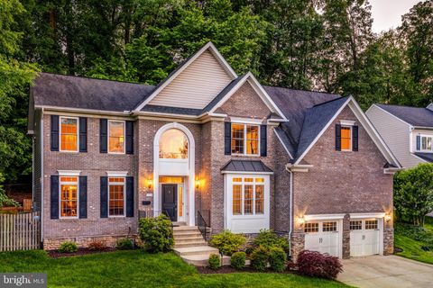 7235 WOODLEY PLACE FALLS CHURCH VA 22046