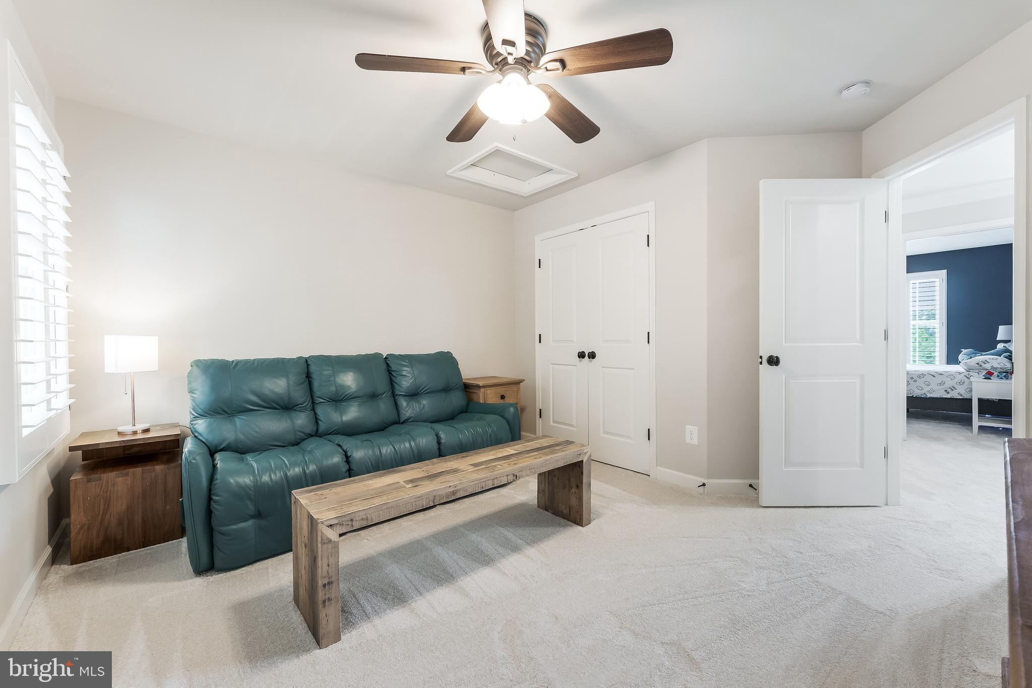 POPLAR HEIGHTS - Residential