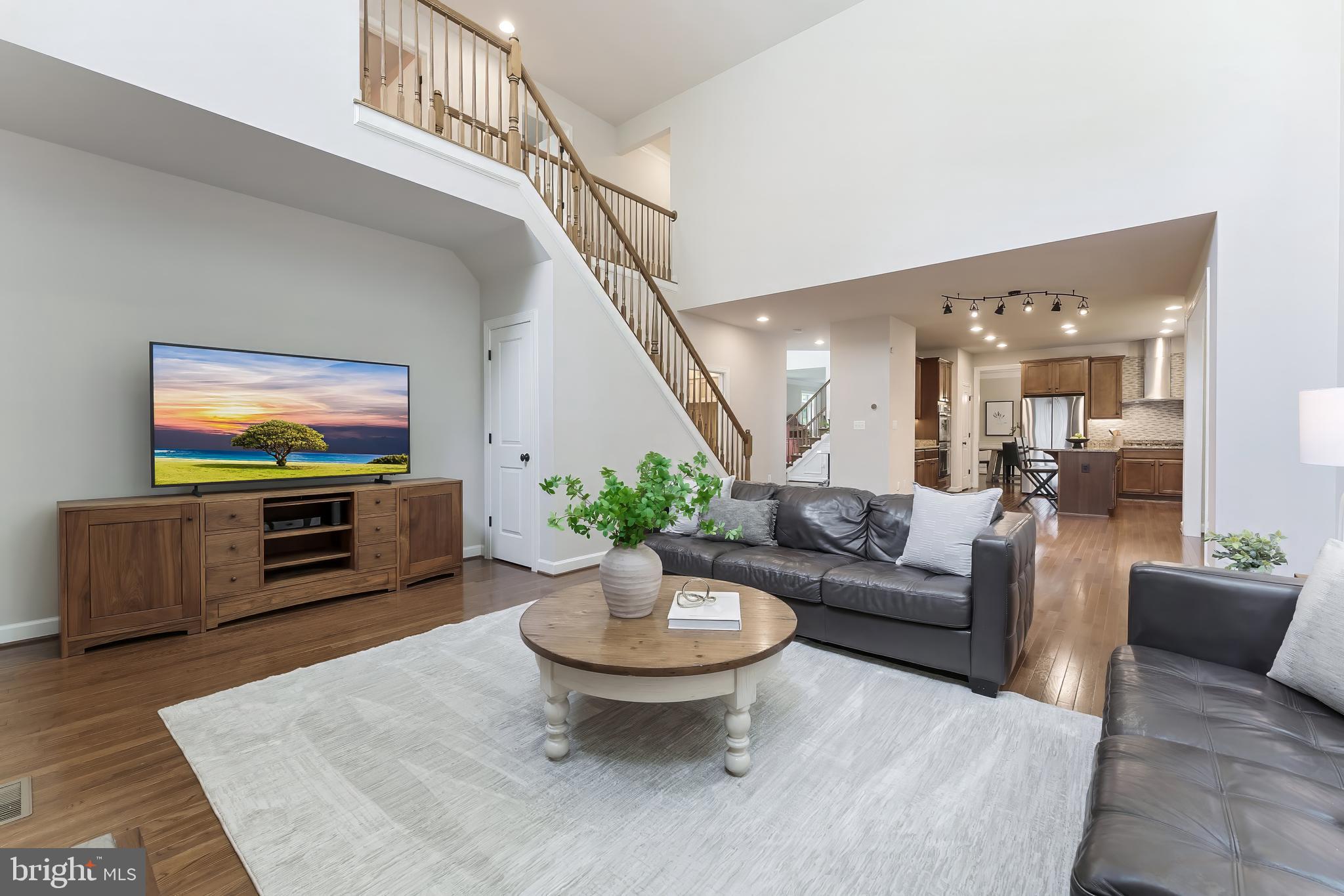 POPLAR HEIGHTS - Residential