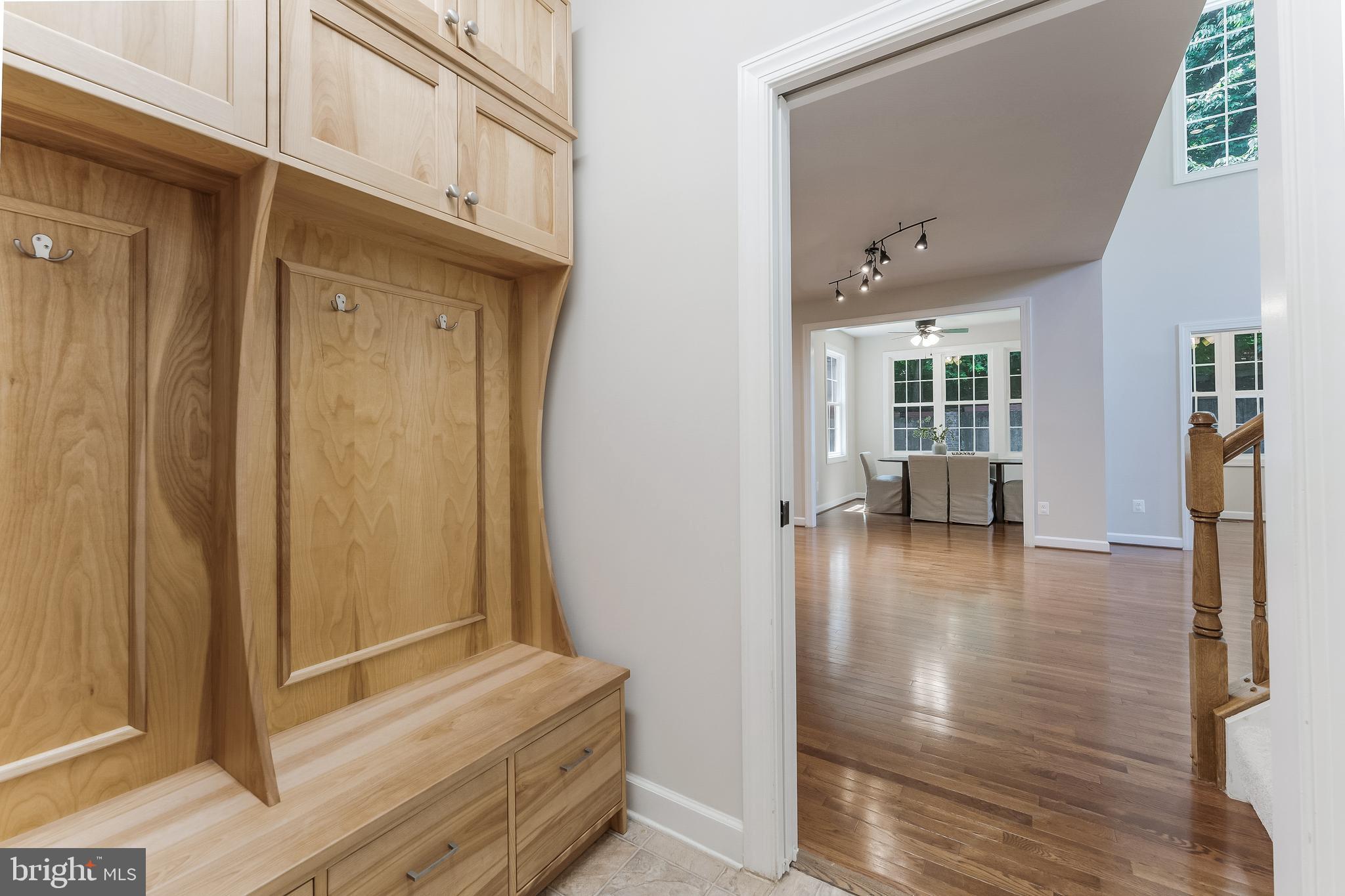 POPLAR HEIGHTS - Residential