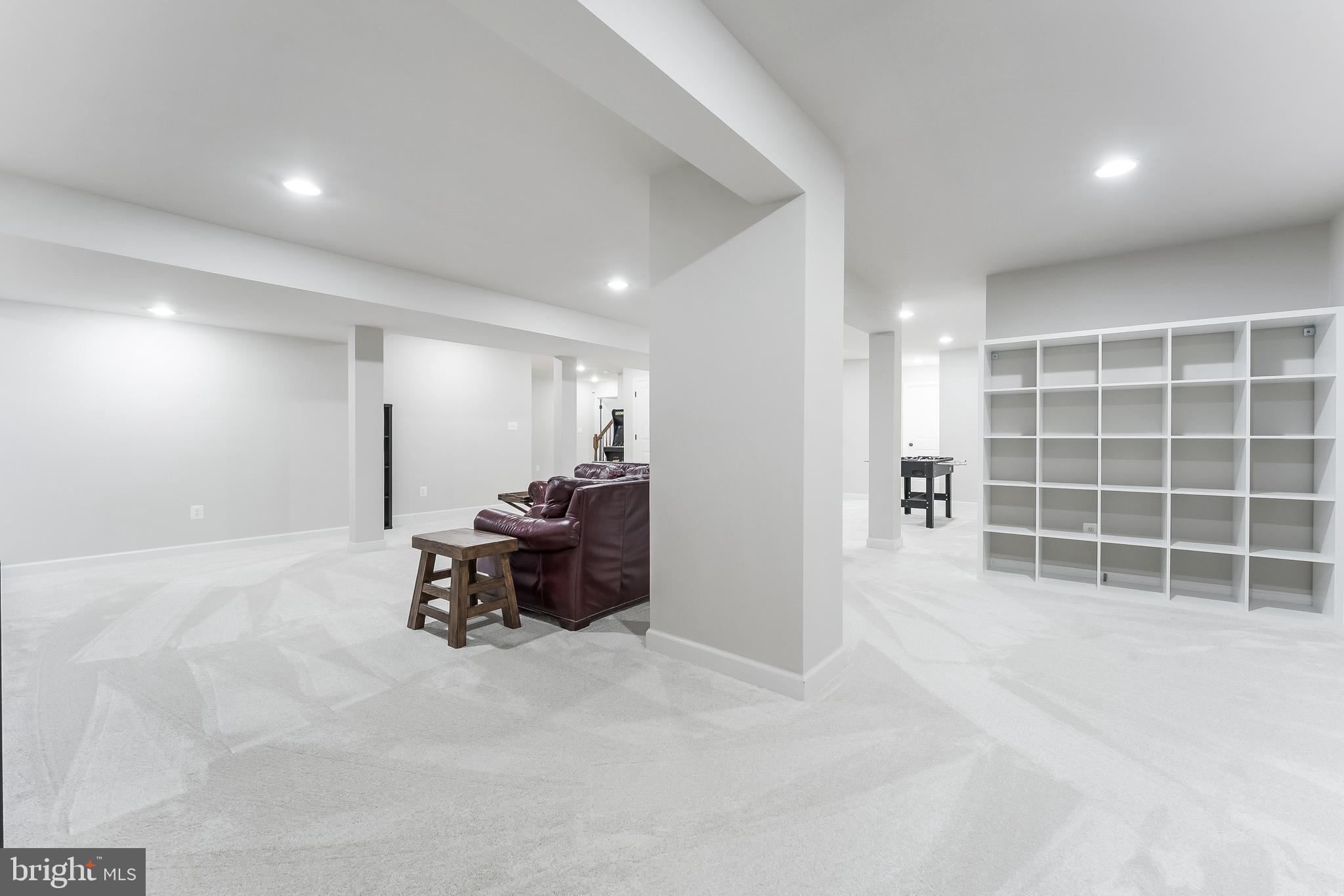 POPLAR HEIGHTS - Residential