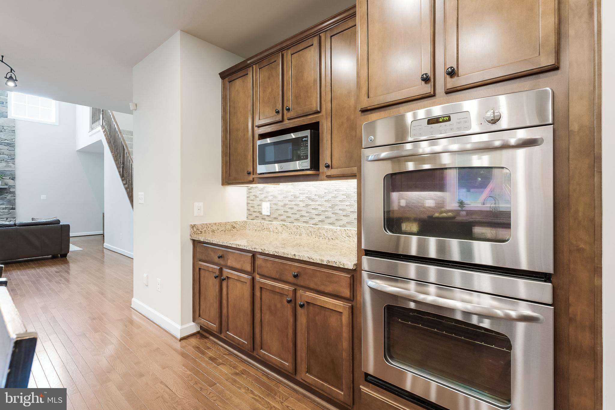 POPLAR HEIGHTS - Residential