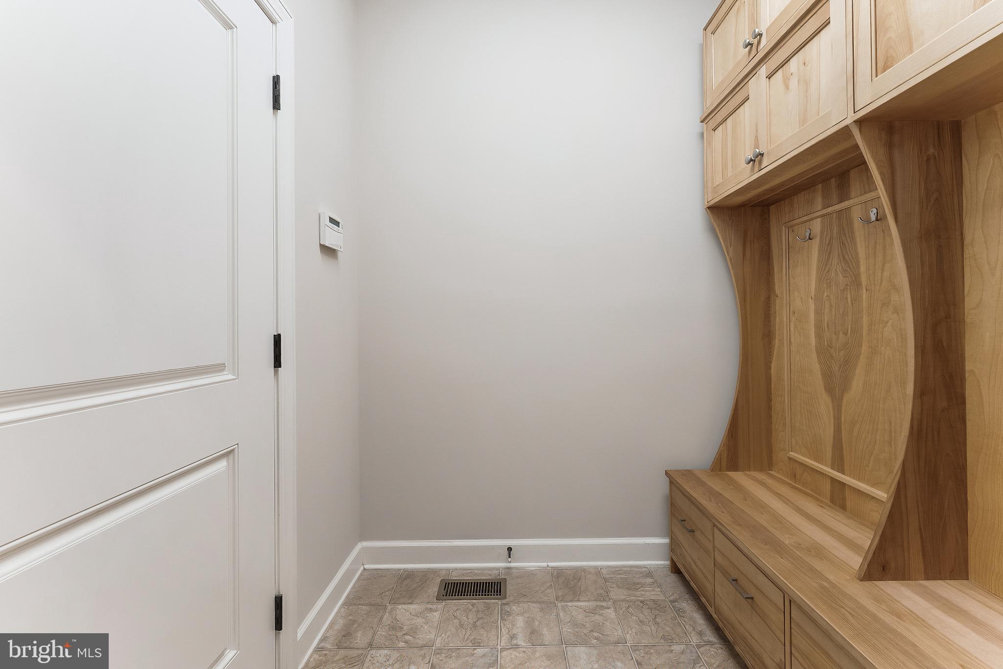 POPLAR HEIGHTS - Residential