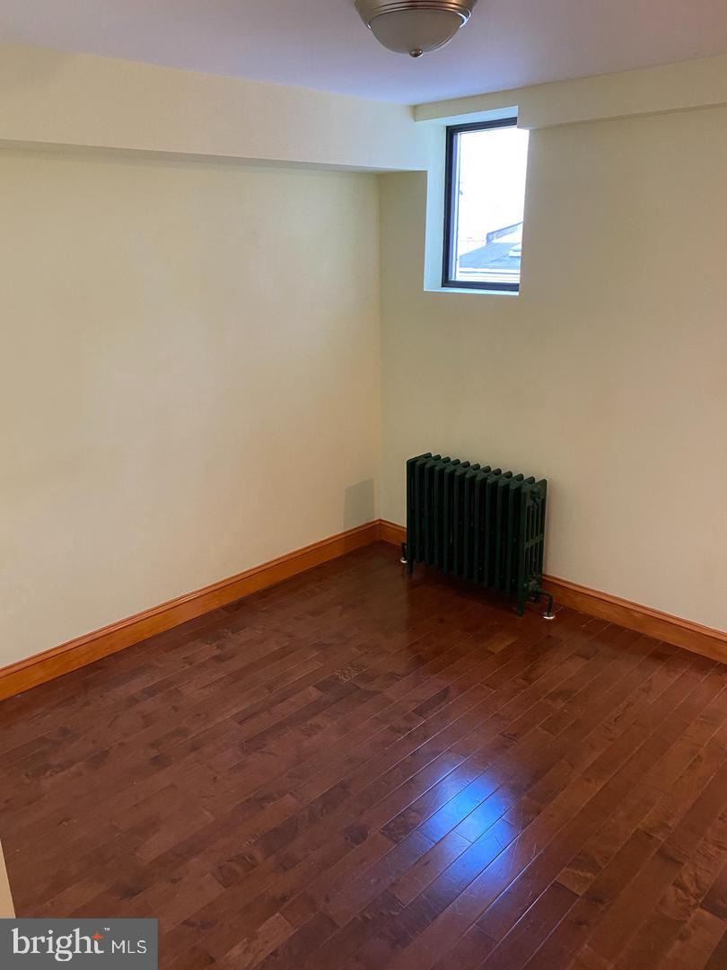 ART MUSEUM AREA - Residential Lease