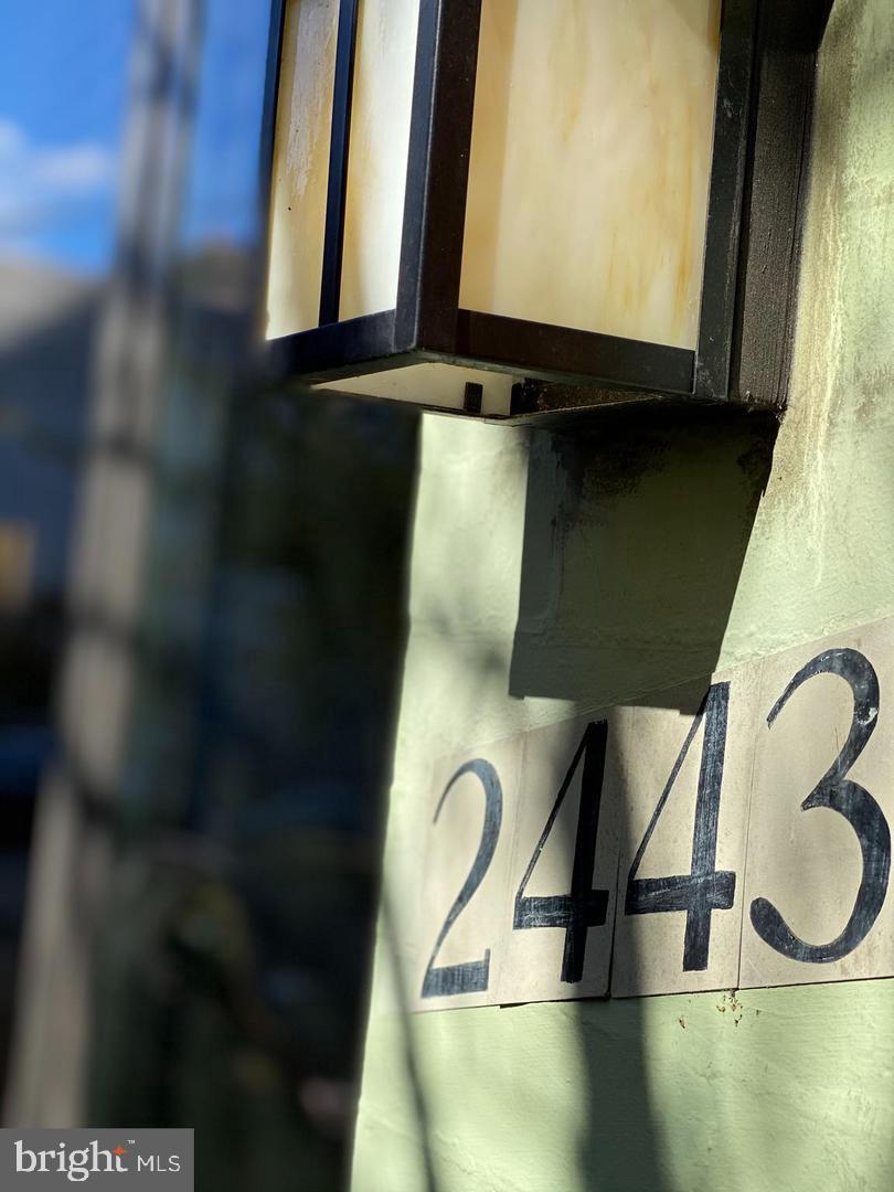 ART MUSEUM AREA - Residential Lease