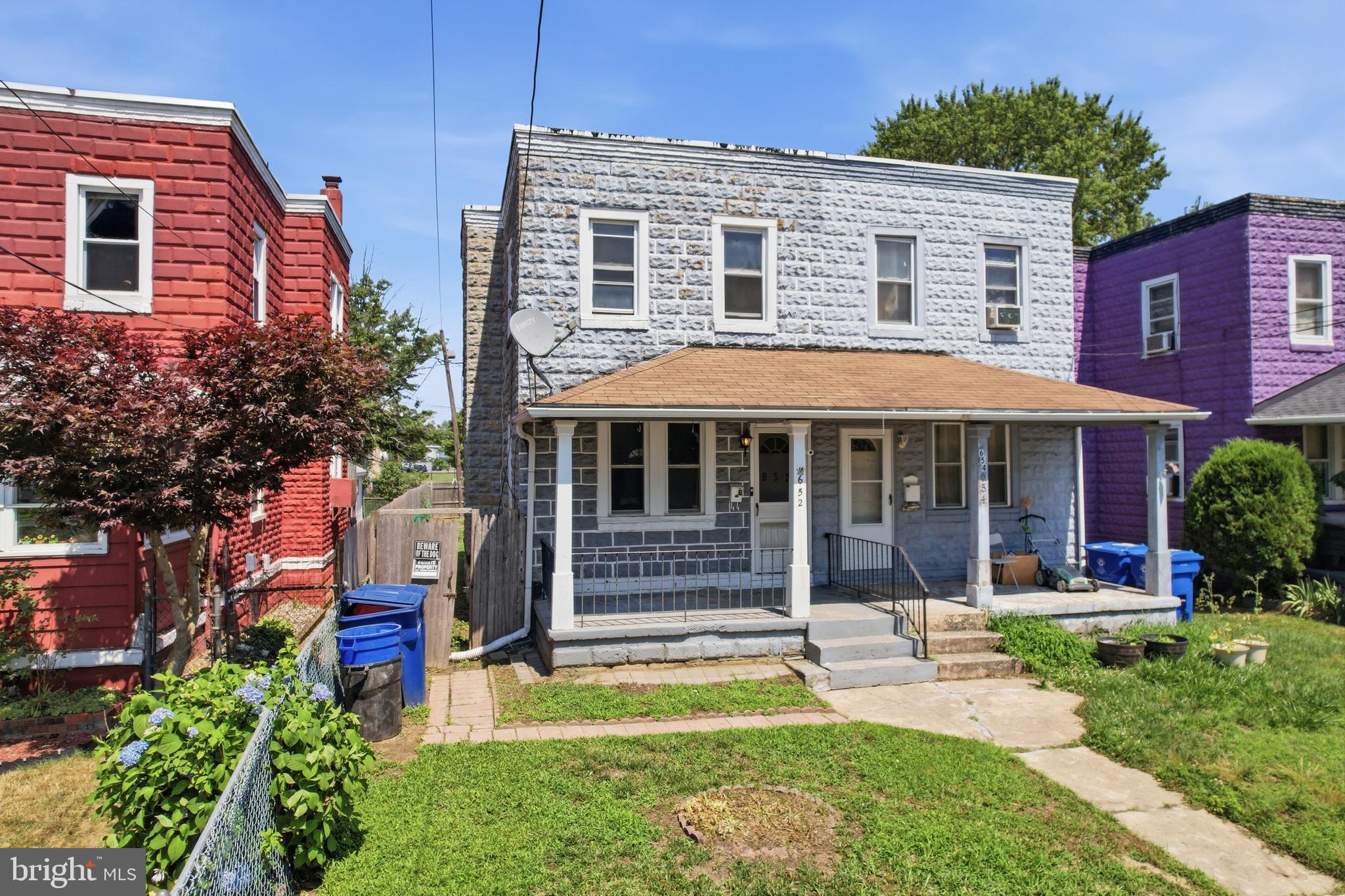 652 MANOR ROAD