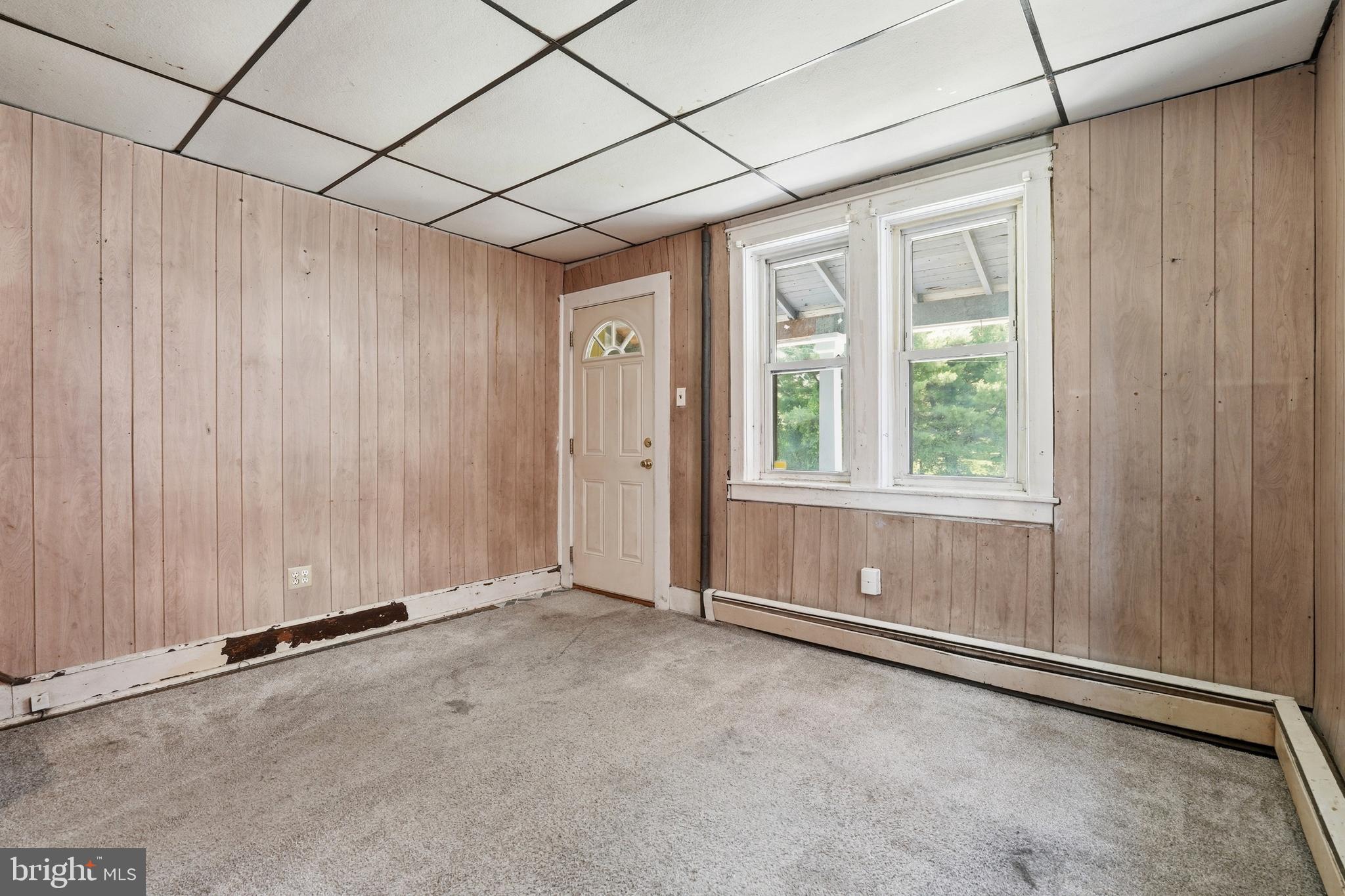 652 MANOR ROAD