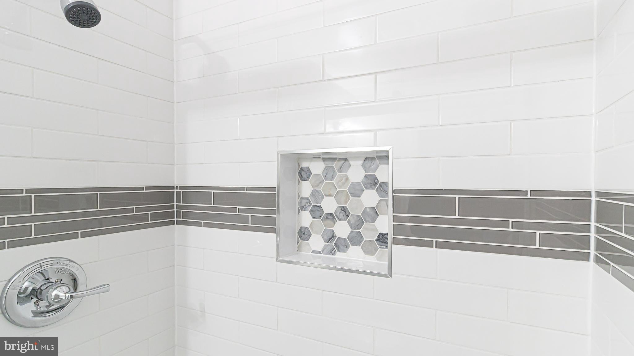 CARDINAL SQUARE - Residential