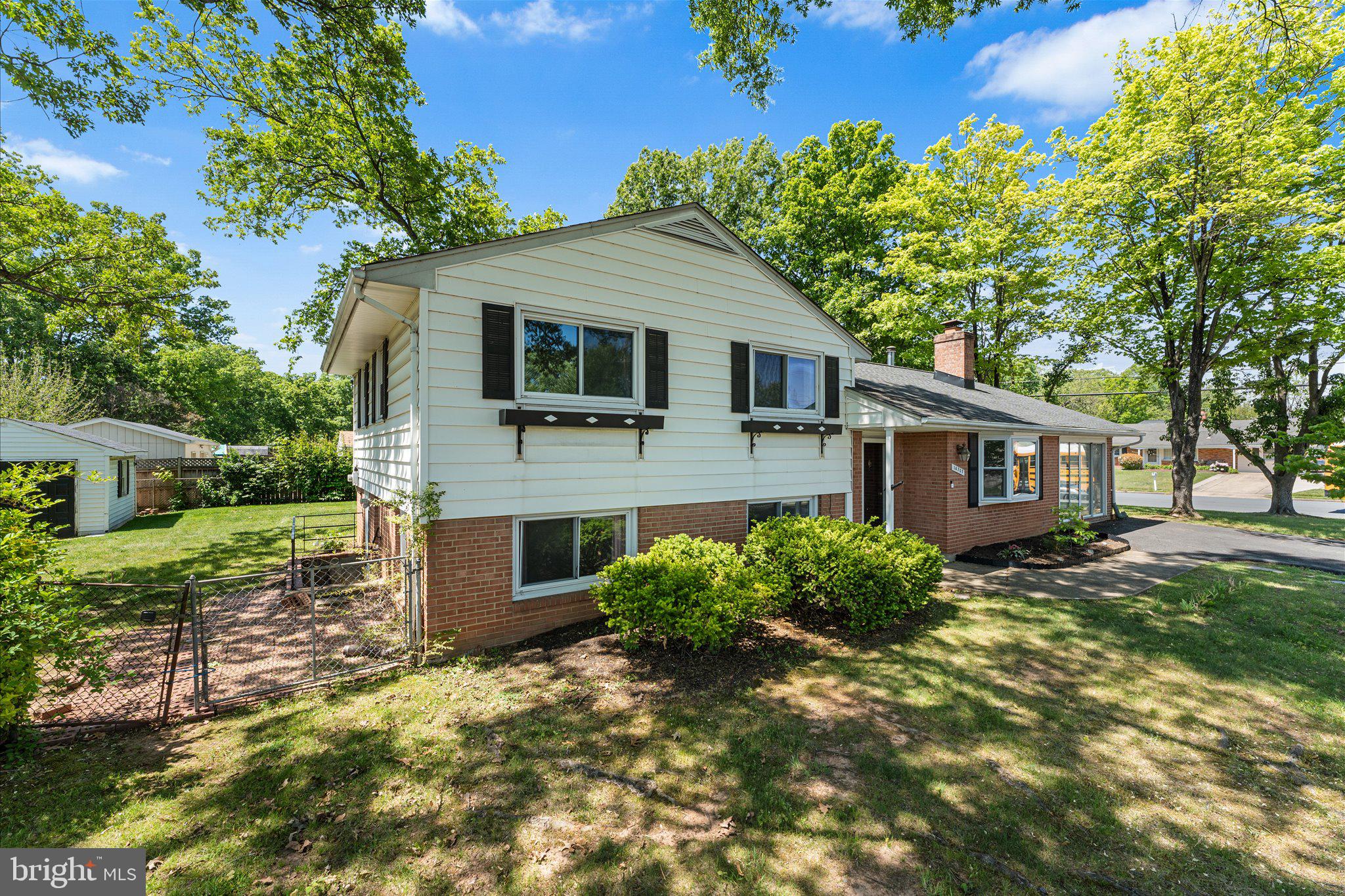 14707 BRADDOCK ROAD