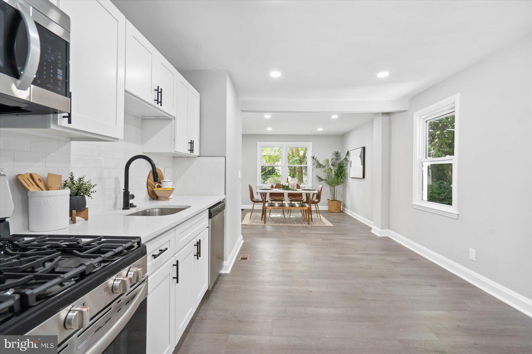 TAYLOR HEIGHTS - Residential