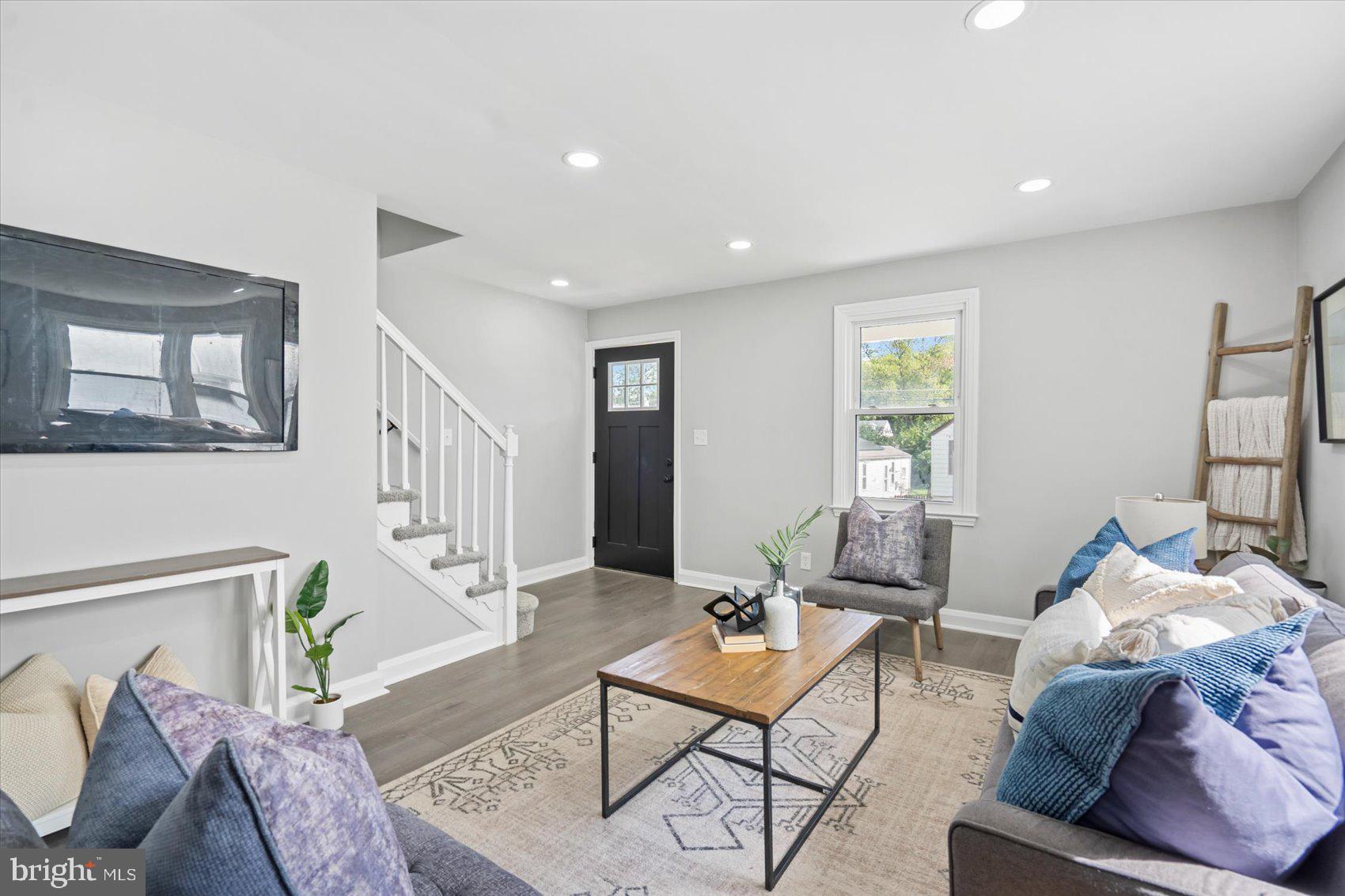 TAYLOR HEIGHTS - Residential