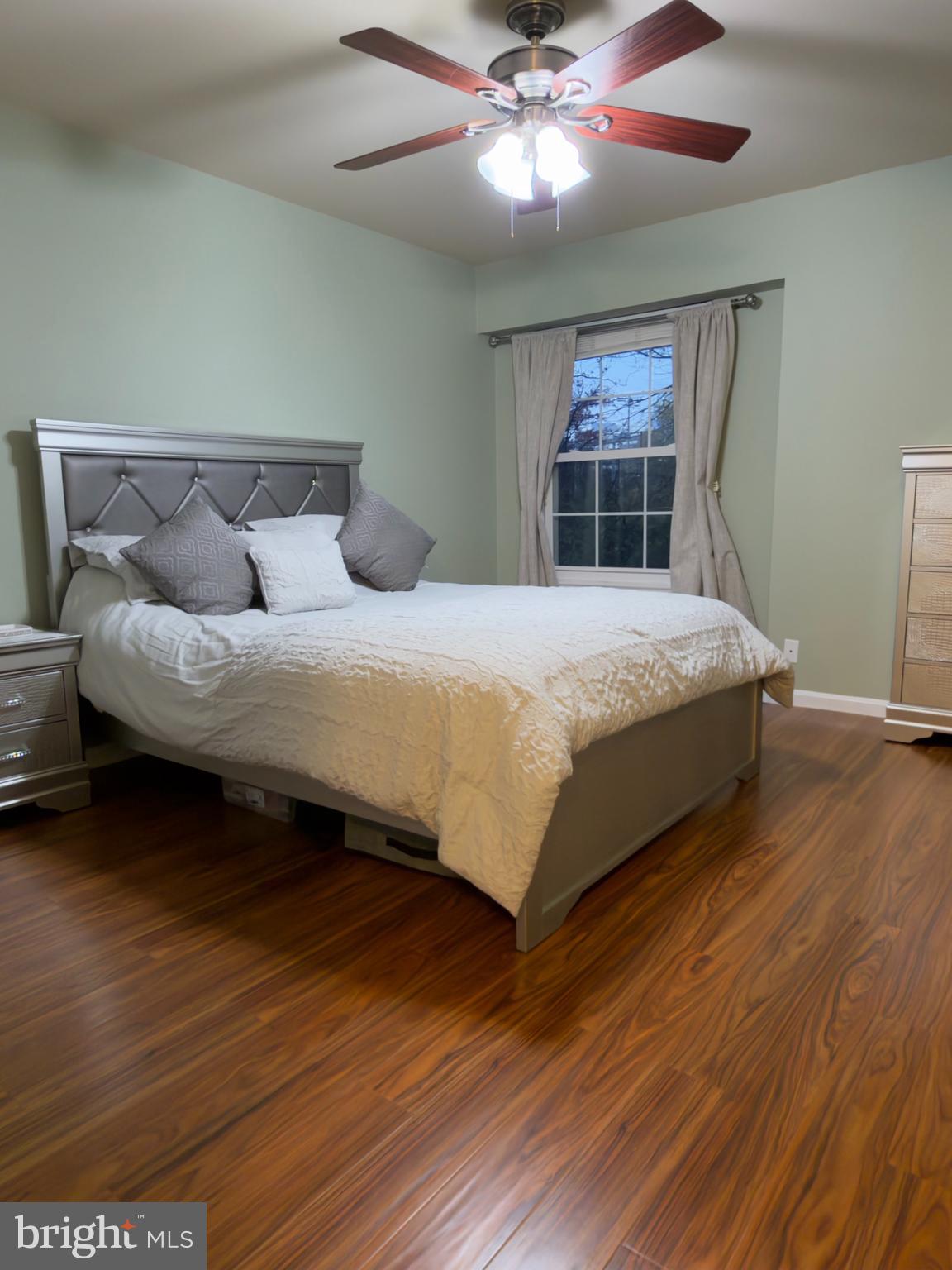 THE COLONIES - Residential