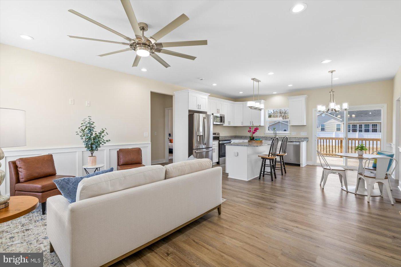 CABIN POINT / GLEBE HARBOR - Residential