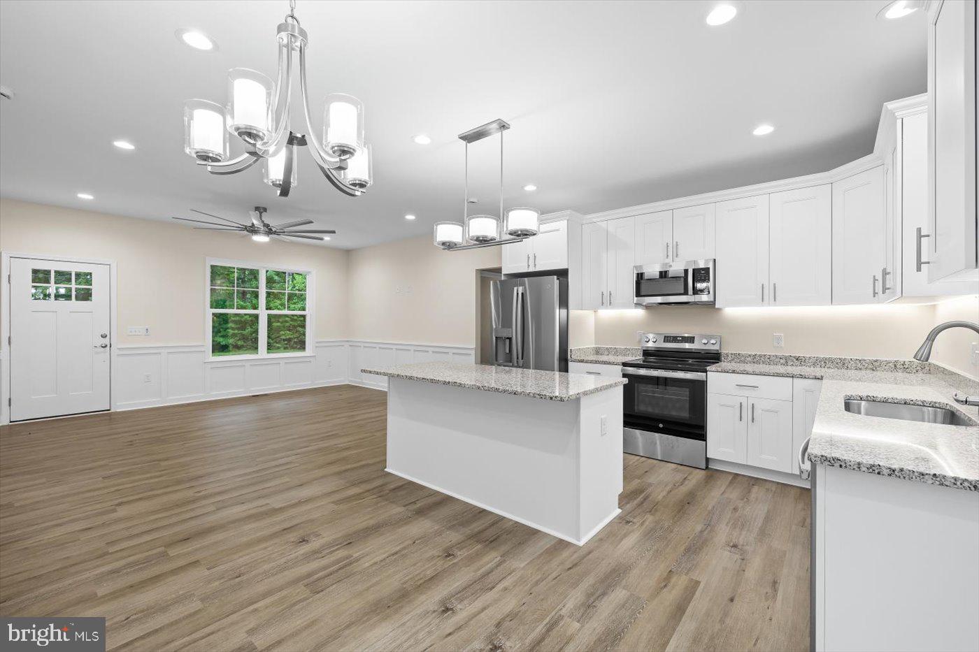 CABIN POINT / GLEBE HARBOR - Residential