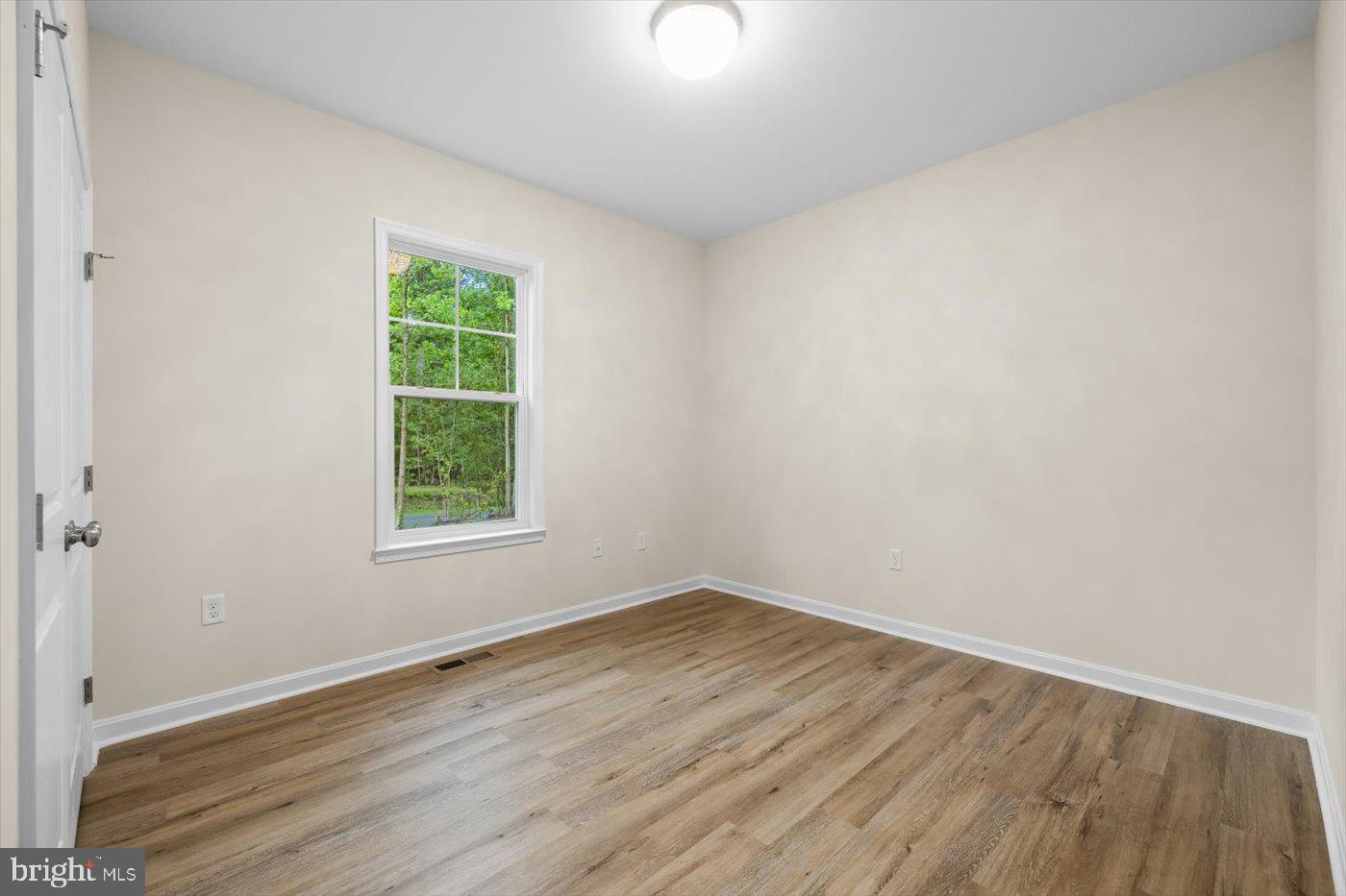 CABIN POINT / GLEBE HARBOR - Residential