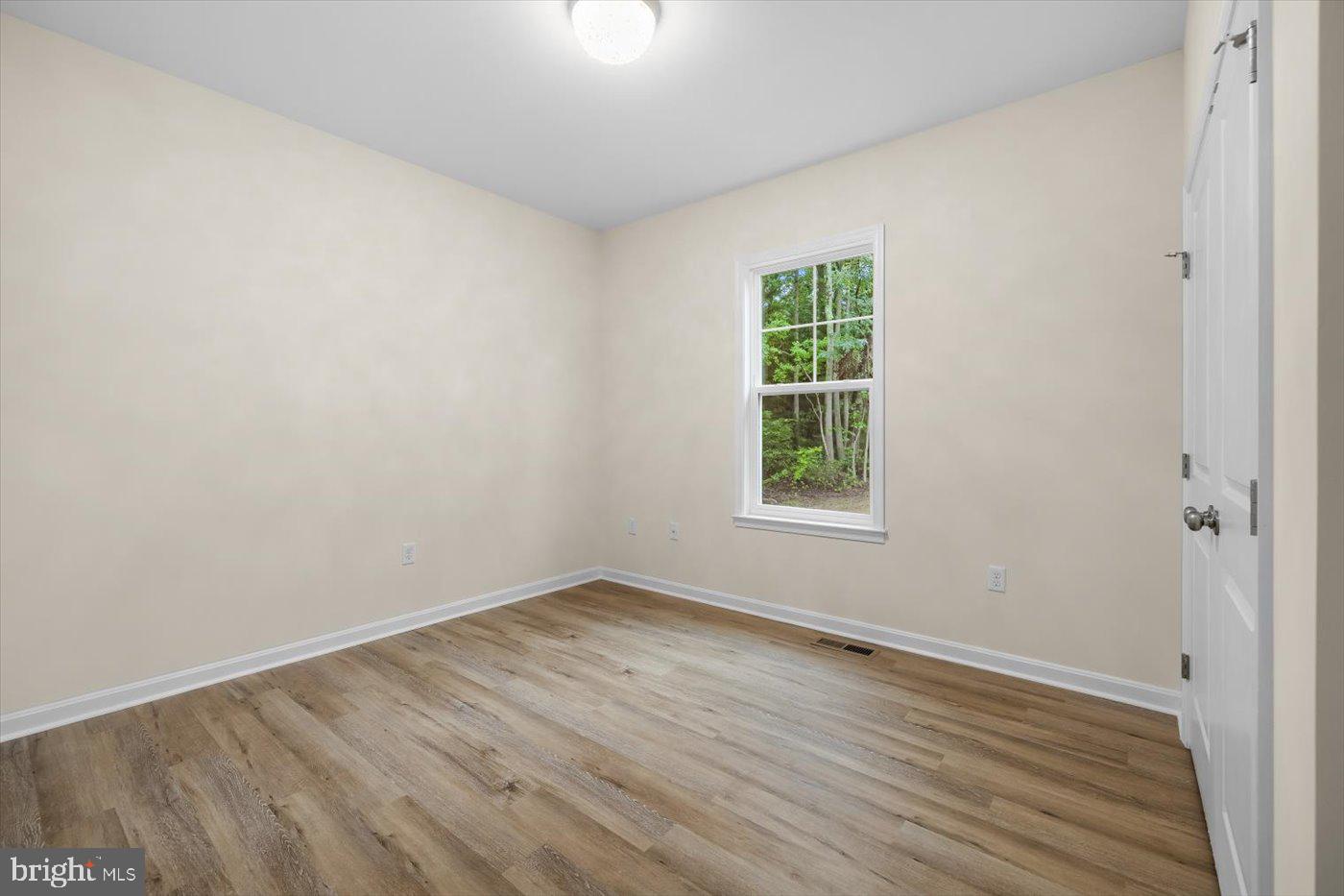 CABIN POINT / GLEBE HARBOR - Residential