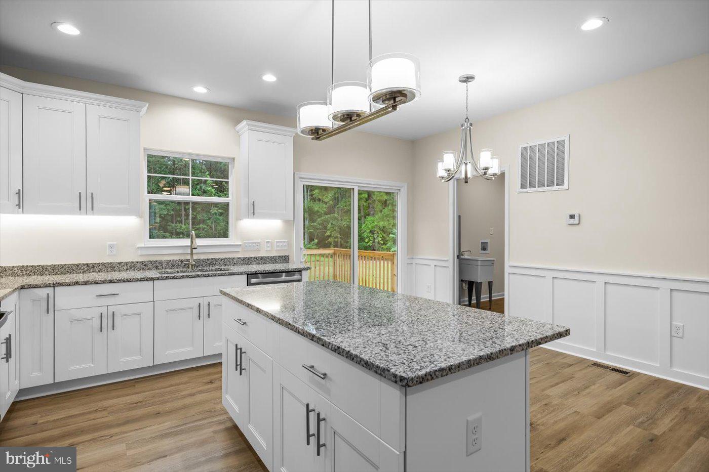 CABIN POINT / GLEBE HARBOR - Residential