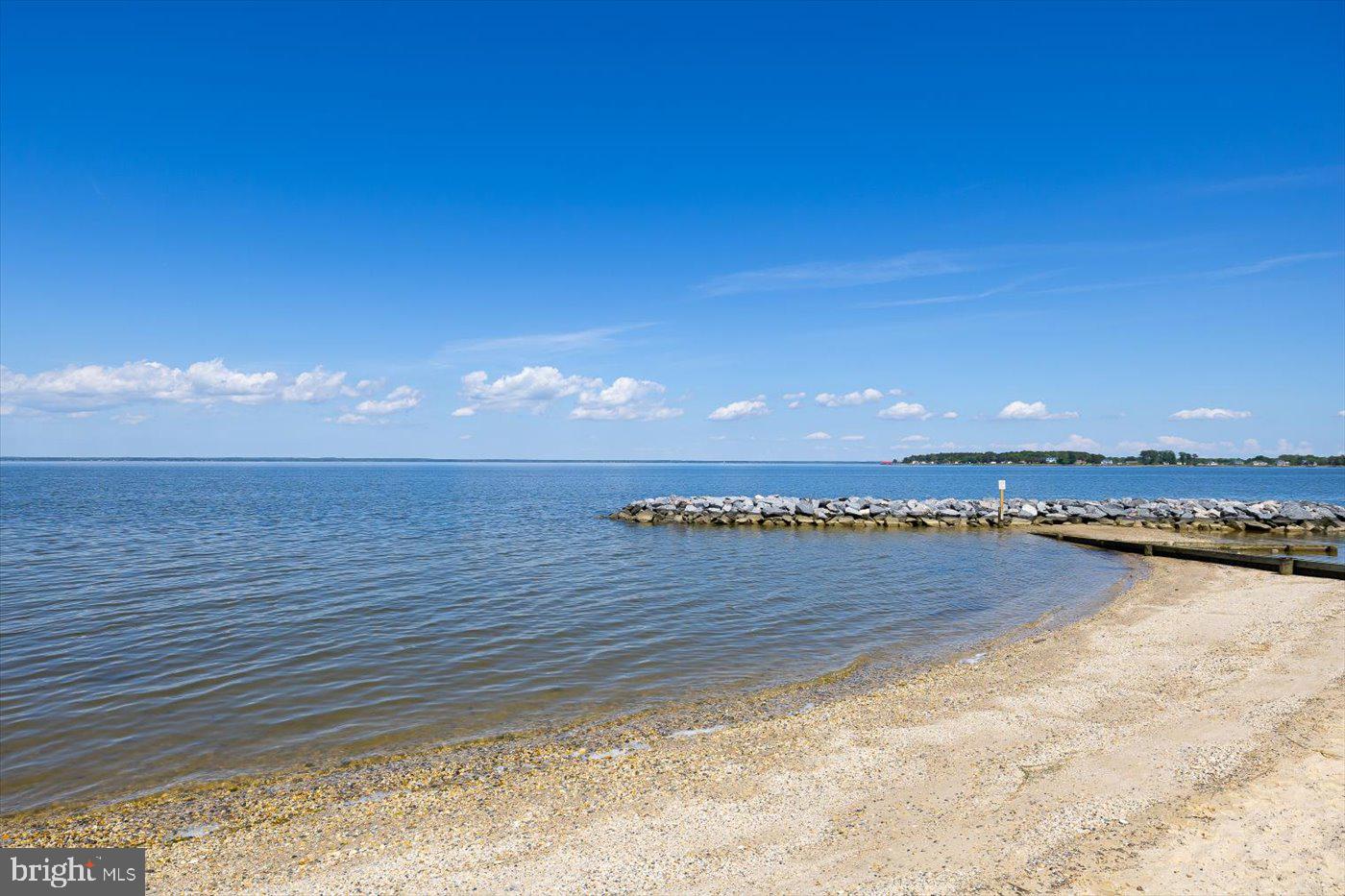 CABIN POINT / GLEBE HARBOR - Residential