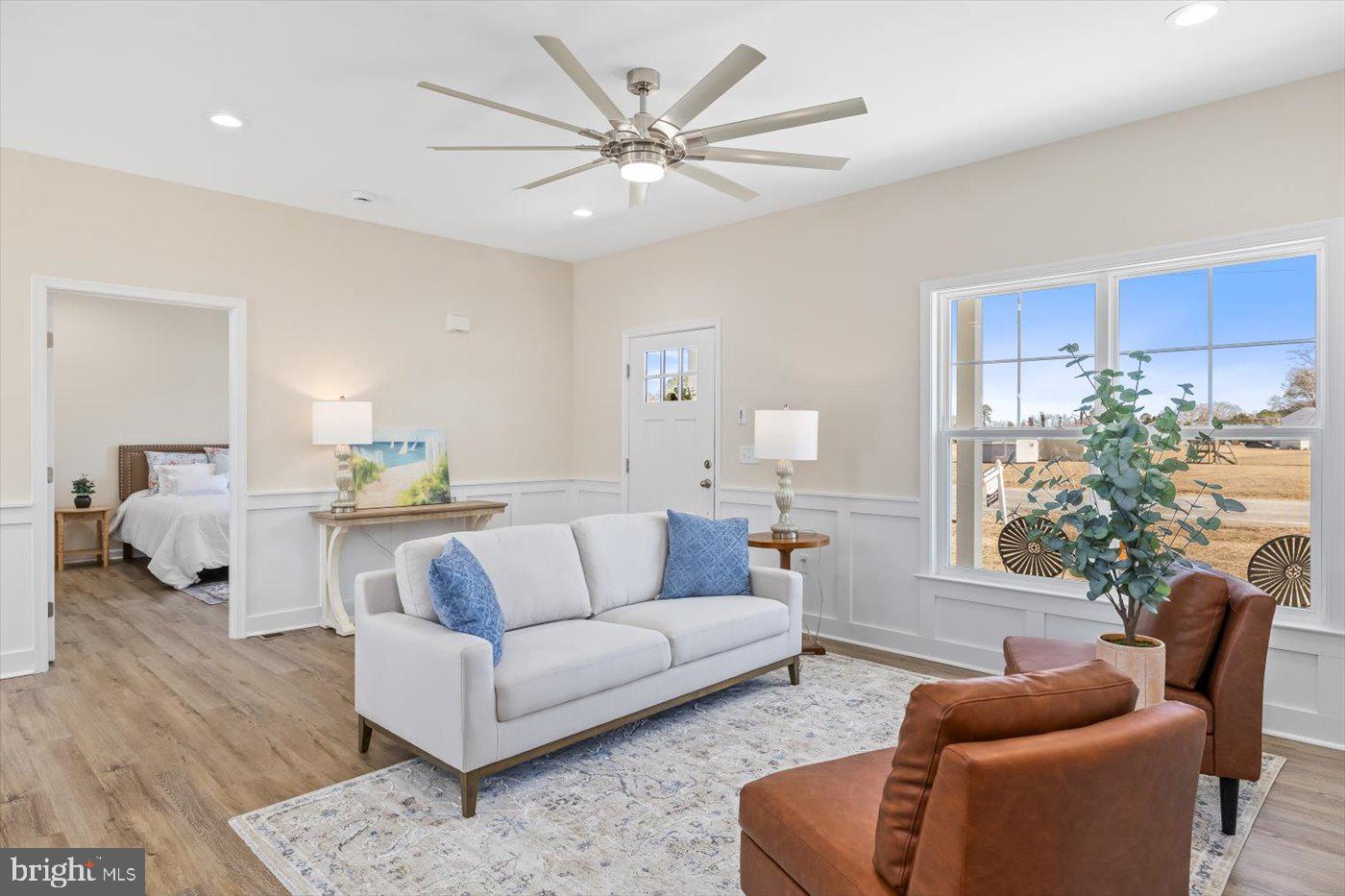 CABIN POINT / GLEBE HARBOR - Residential