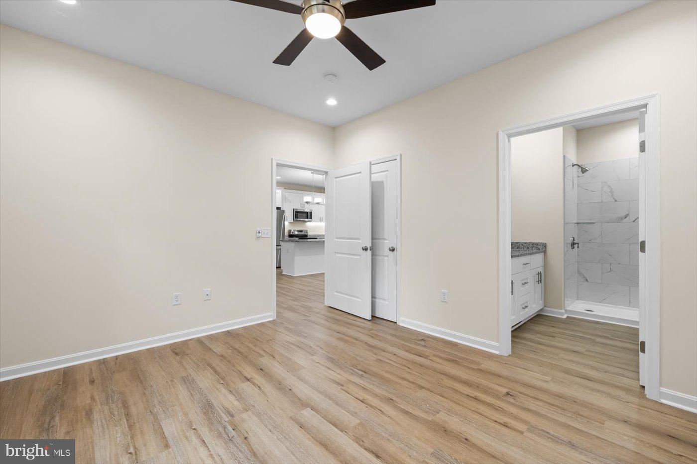 CABIN POINT / GLEBE HARBOR - Residential