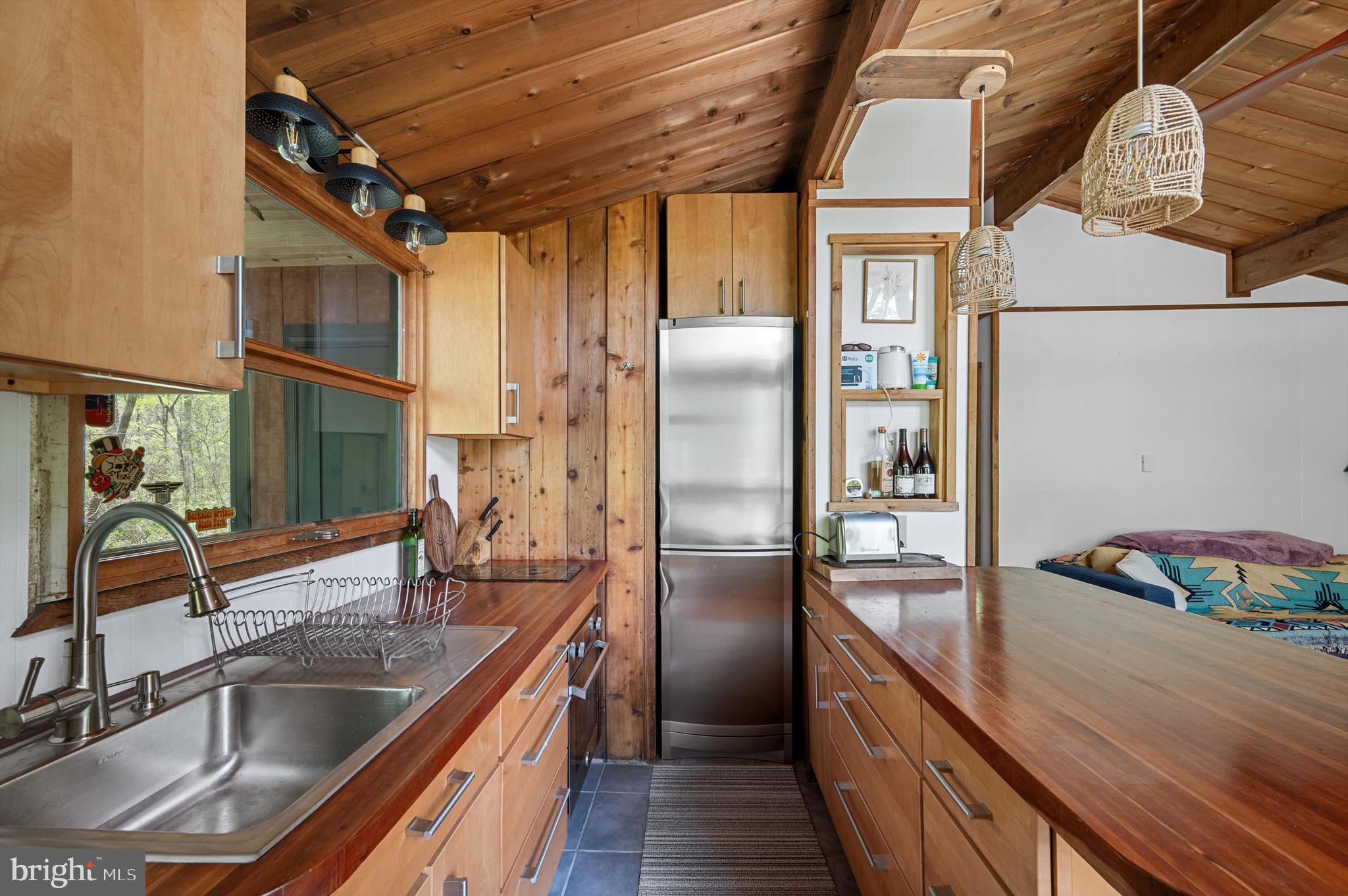 CACAPON RETREAT - Residential