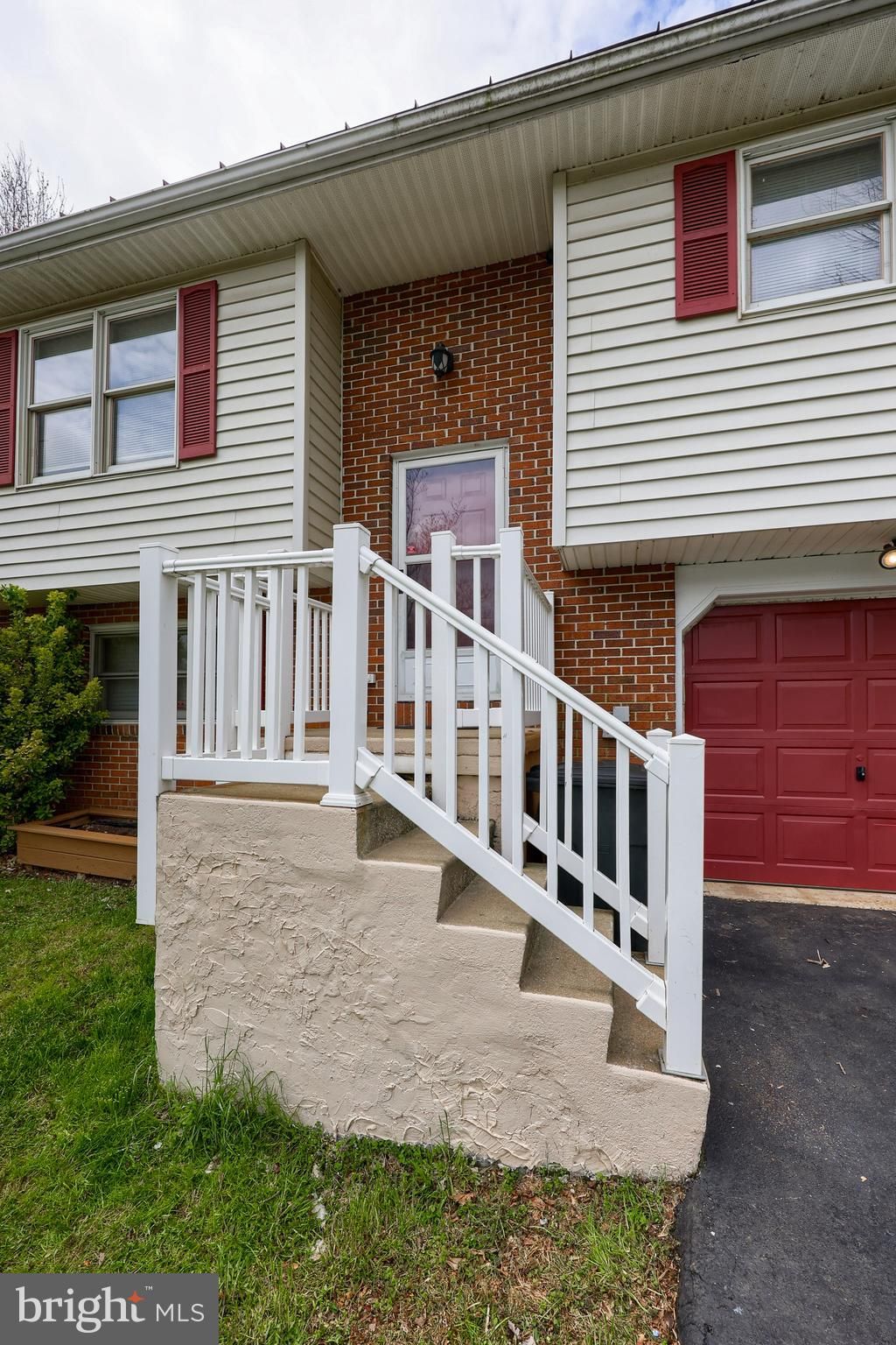 Photo of 223 Fairfax Drive, Lancaster, PA 17603 (MLS # PALA2049204)