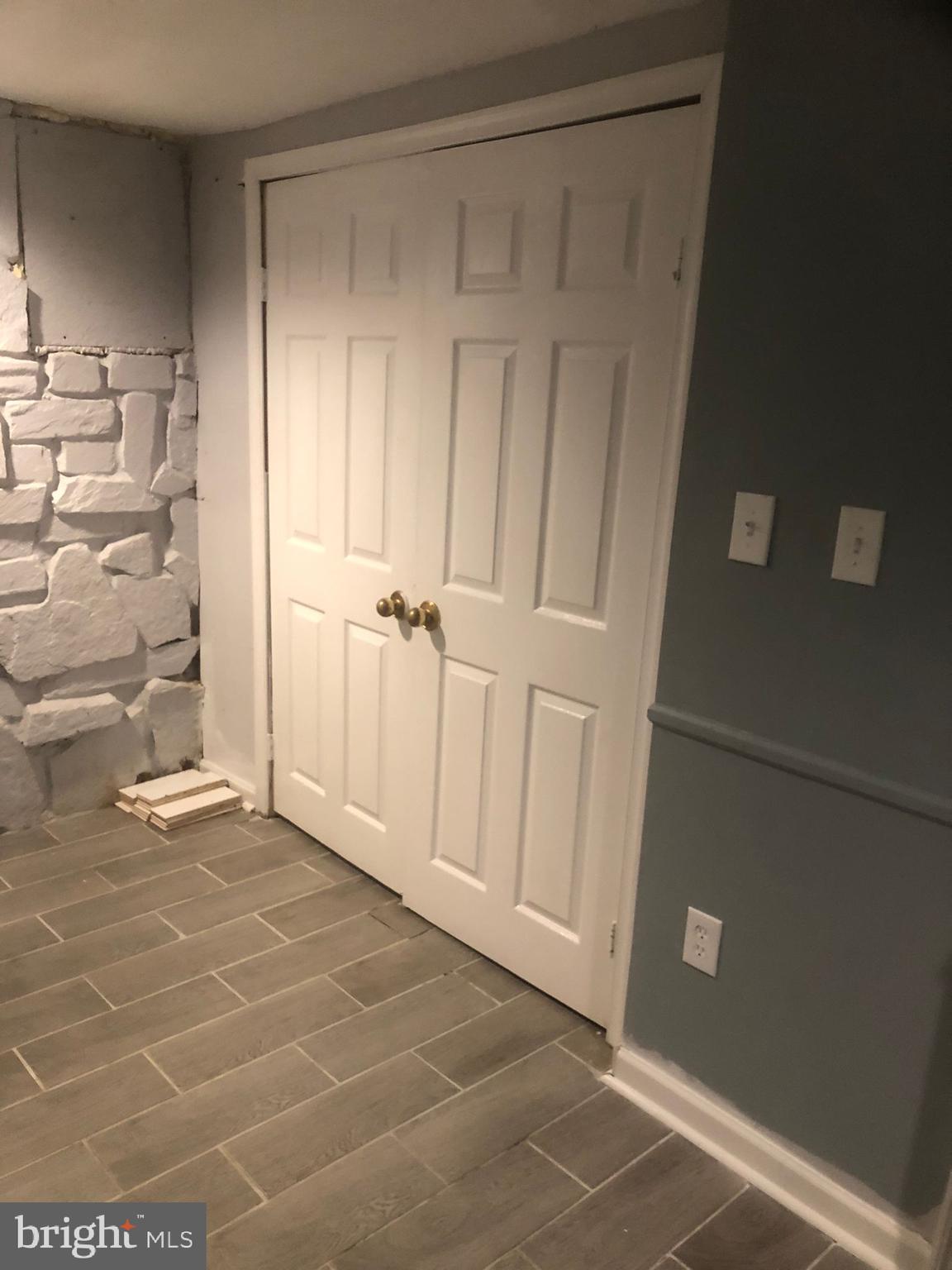 FRANKLIN SQUARE HISTORIC DISTRICT - Residential Income