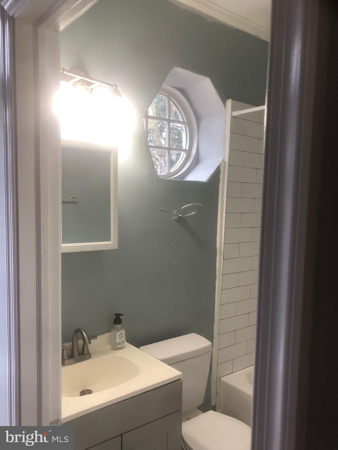 FRANKLIN SQUARE HISTORIC DISTRICT - Residential Income