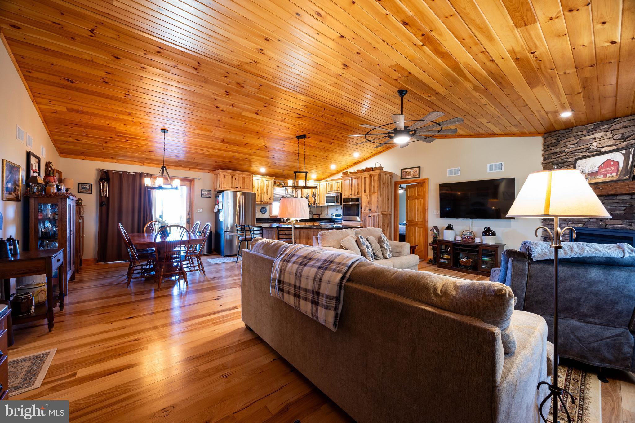 DERBYFIELD - Residential