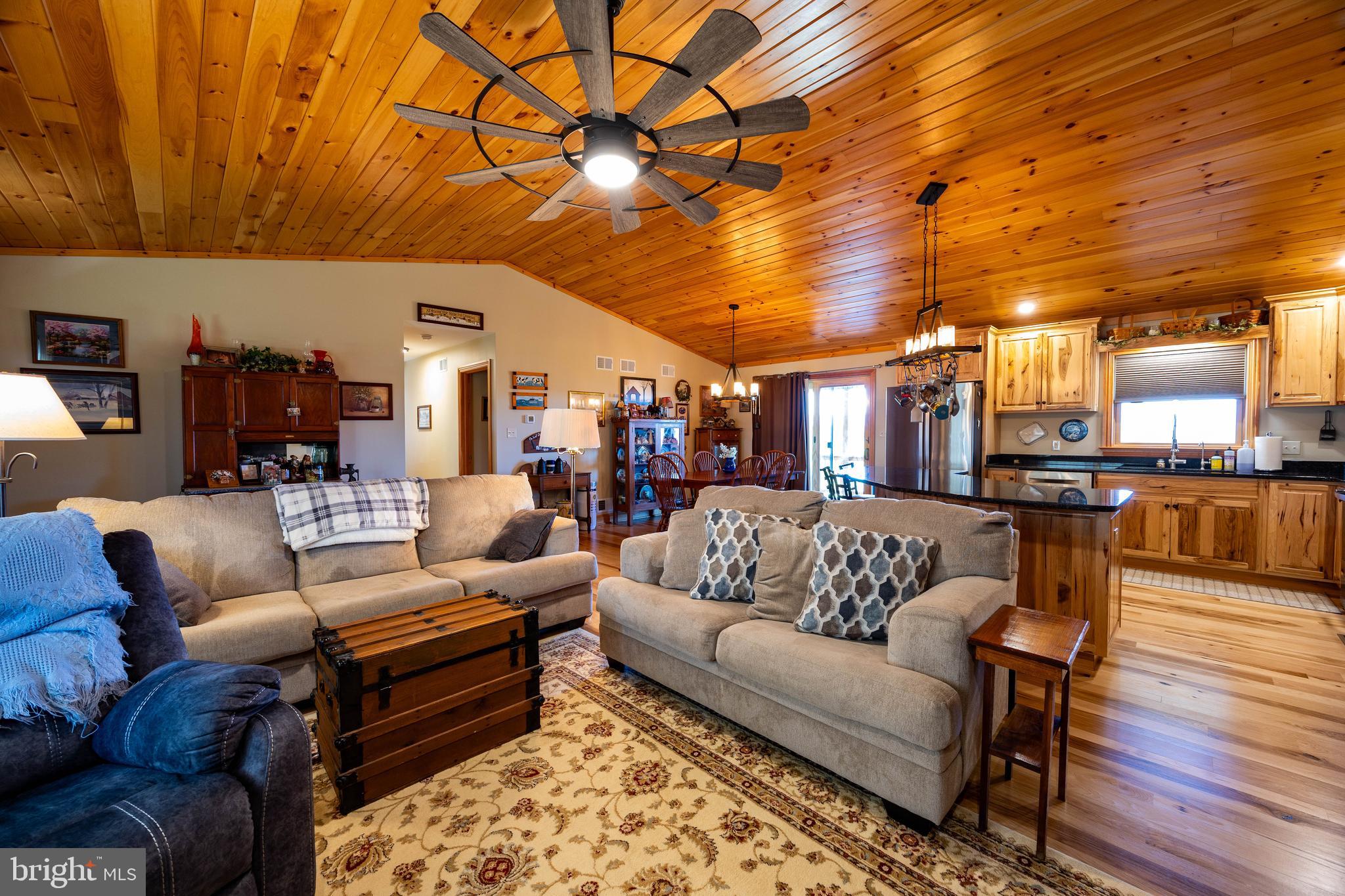 DERBYFIELD - Residential