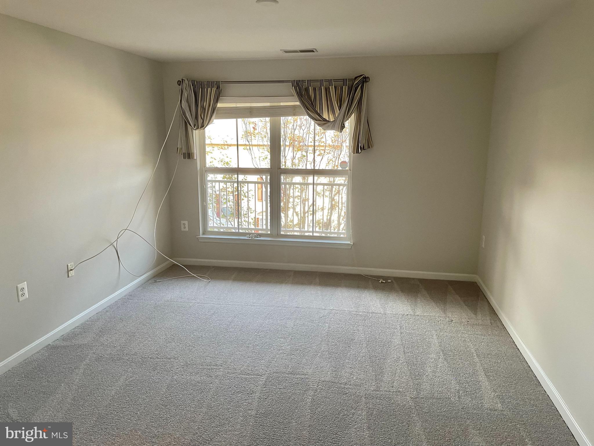 CAMERON STATION - Residential