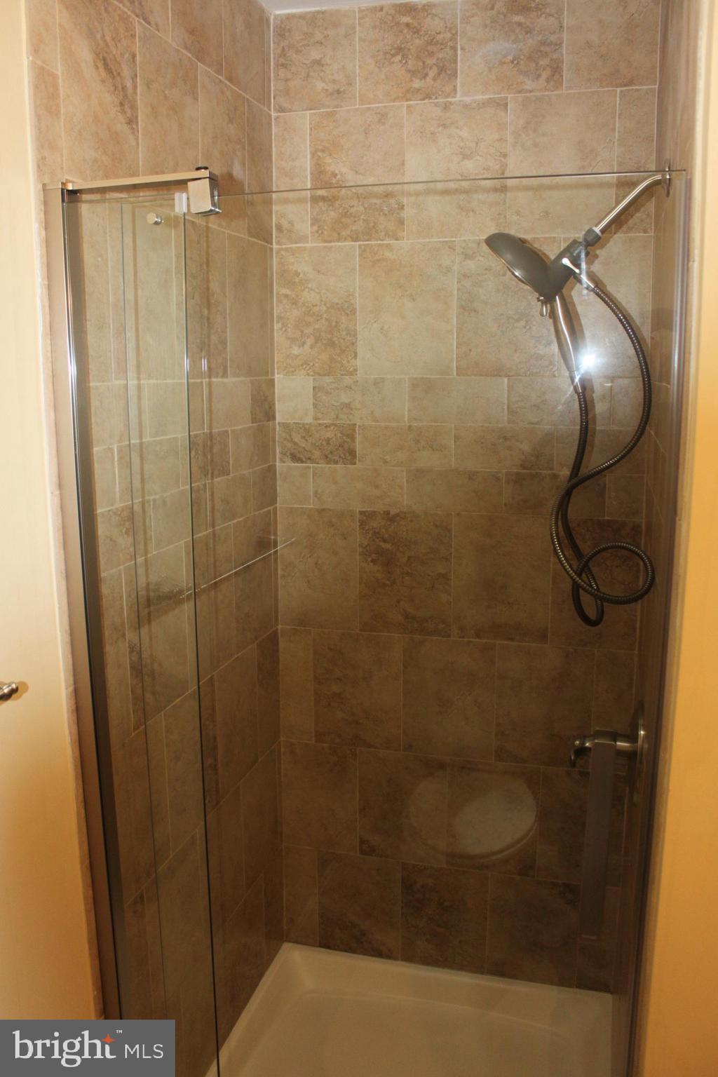 HILLSDALE - Residential