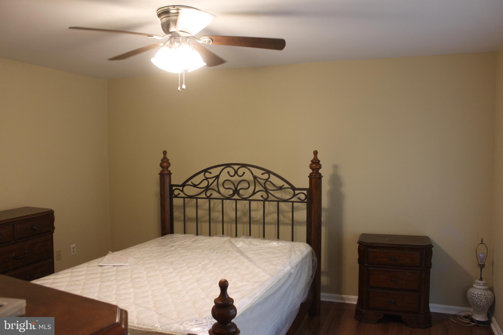 HILLSDALE - Residential