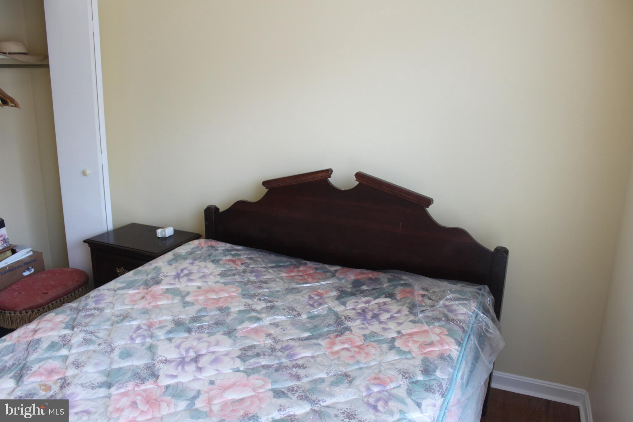 HILLSDALE - Residential