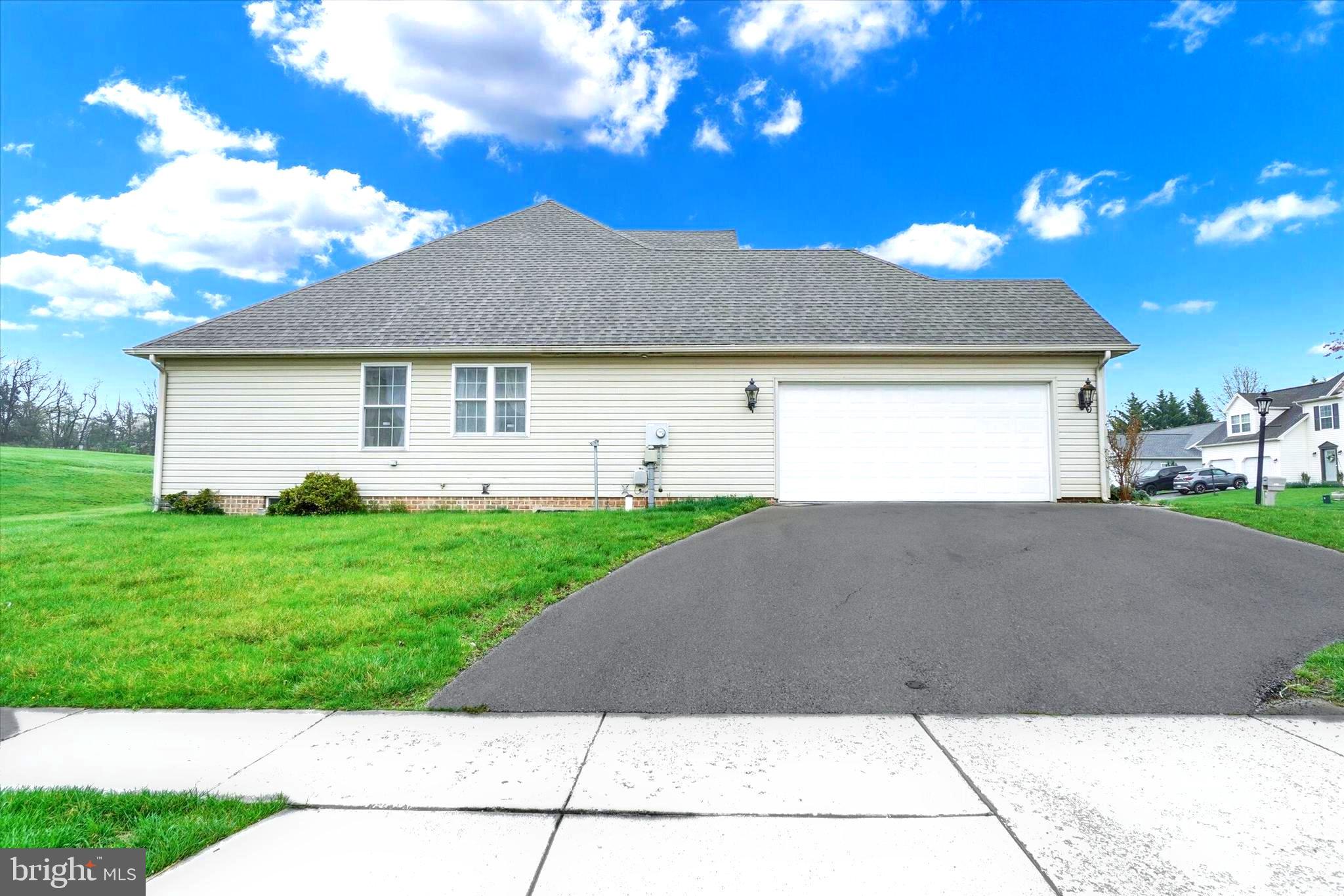 1195 SADDLEBACK ROAD
