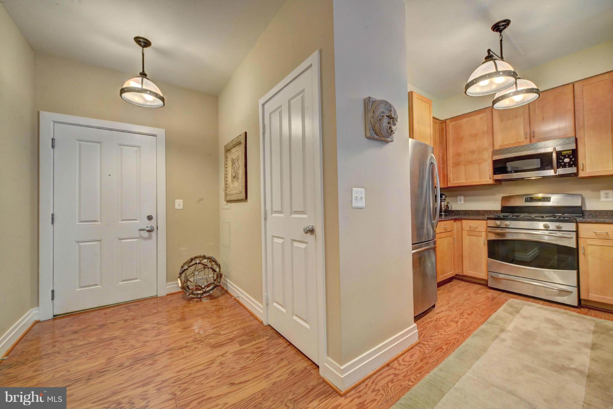 ELAN AT EAST MARKET - Residential