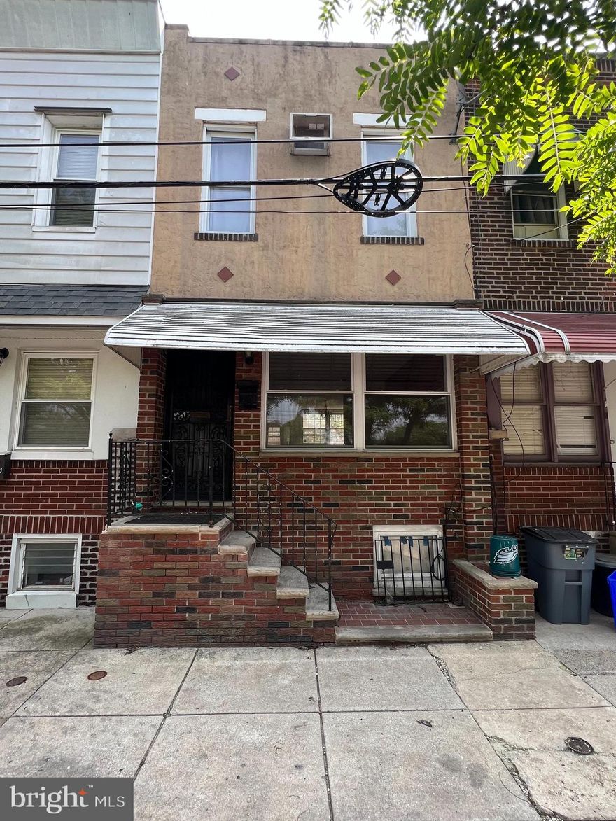 (Property Currently being painted) Attention investors! This unique opportunity awaits in the vibrant Grays Ferry neighborhood of Philadelphia. Nestled in a rapidly developing area, this property offers immense potential for value appreciation and rental income. With a bit of TLC, this property can be transformed into a modern living space. The solid structure and classic architecture provide a great canvas for renovations that can yield significant returns.