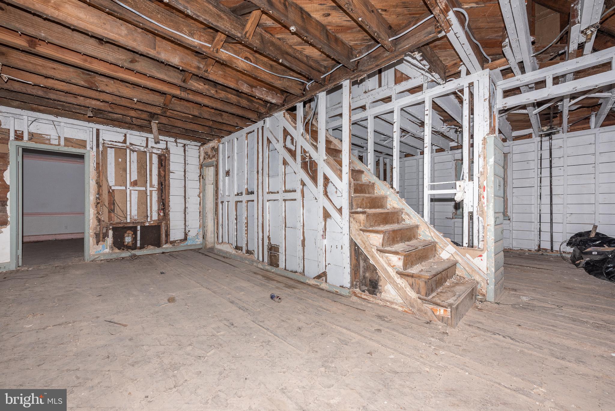 WEST TOWSON - Residential