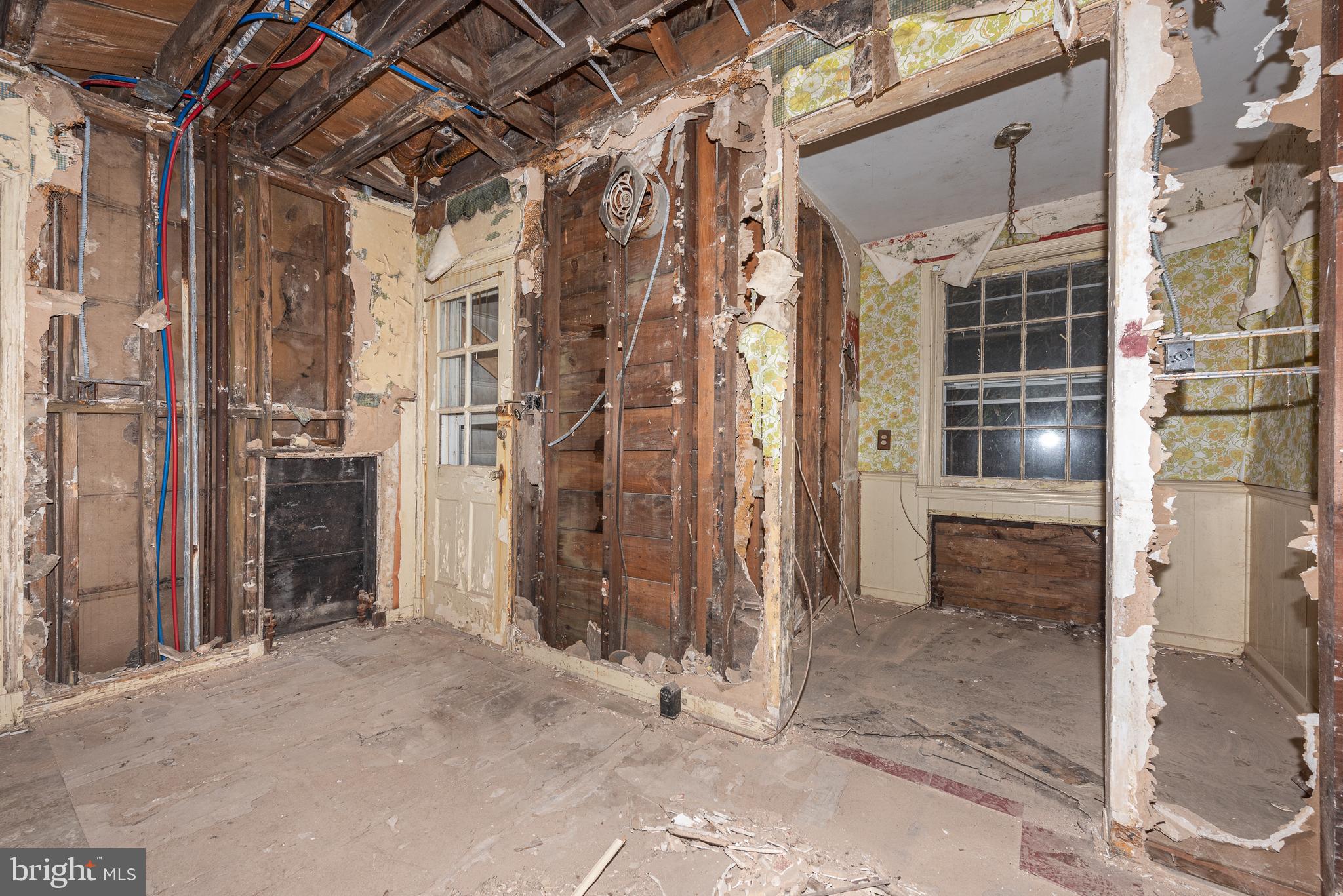 WEST TOWSON - Residential