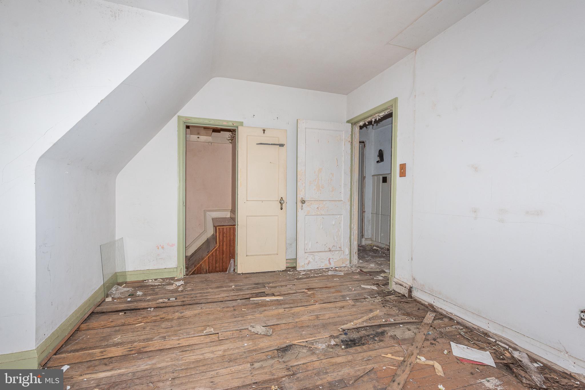 WEST TOWSON - Residential