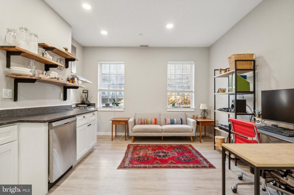 Photo of 2006 Pine Street #2, PHILADELPHIA, PA 19103 (MLS # PAPH2545656)